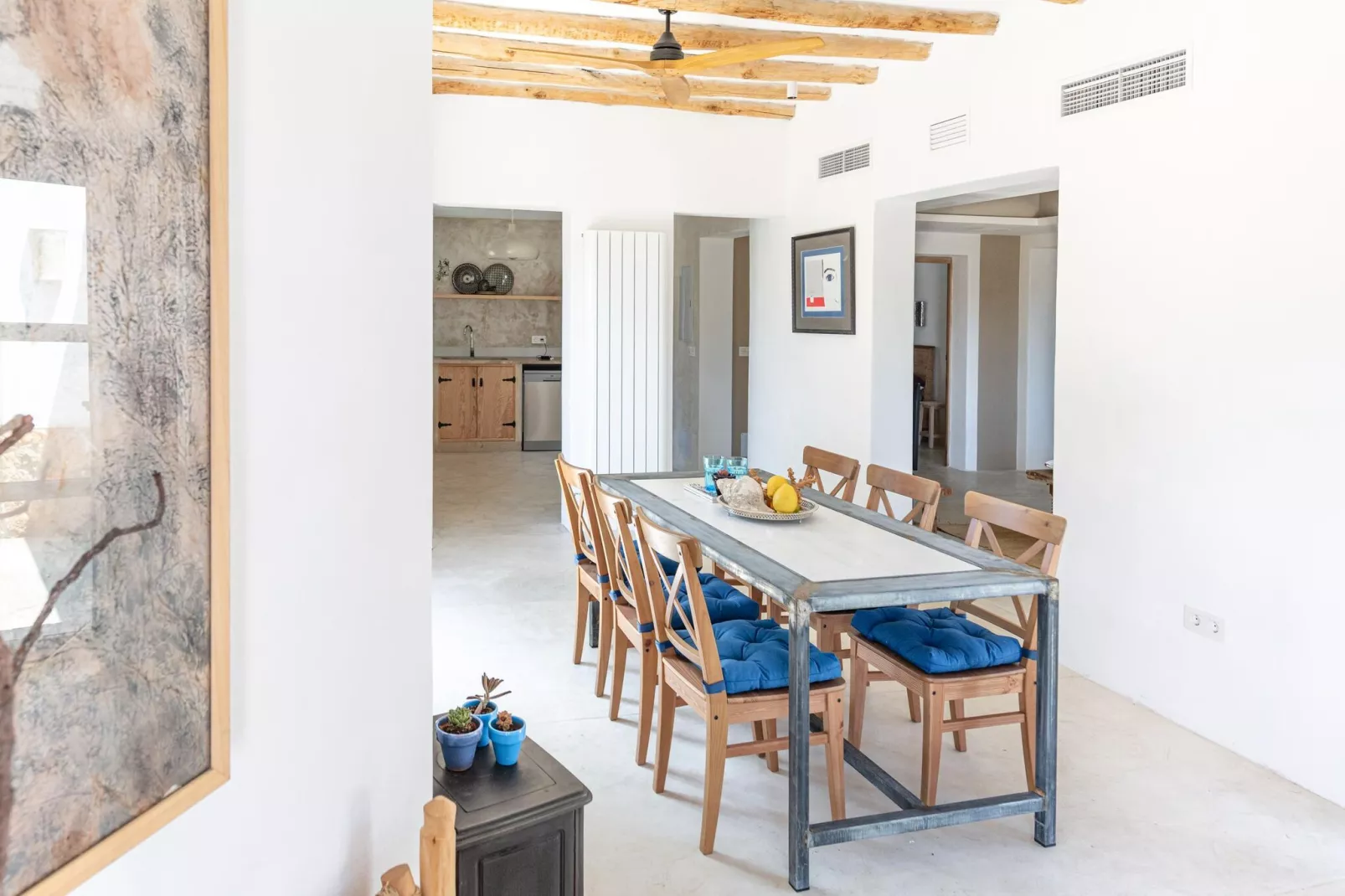 Casa Cigüeña-Dining room