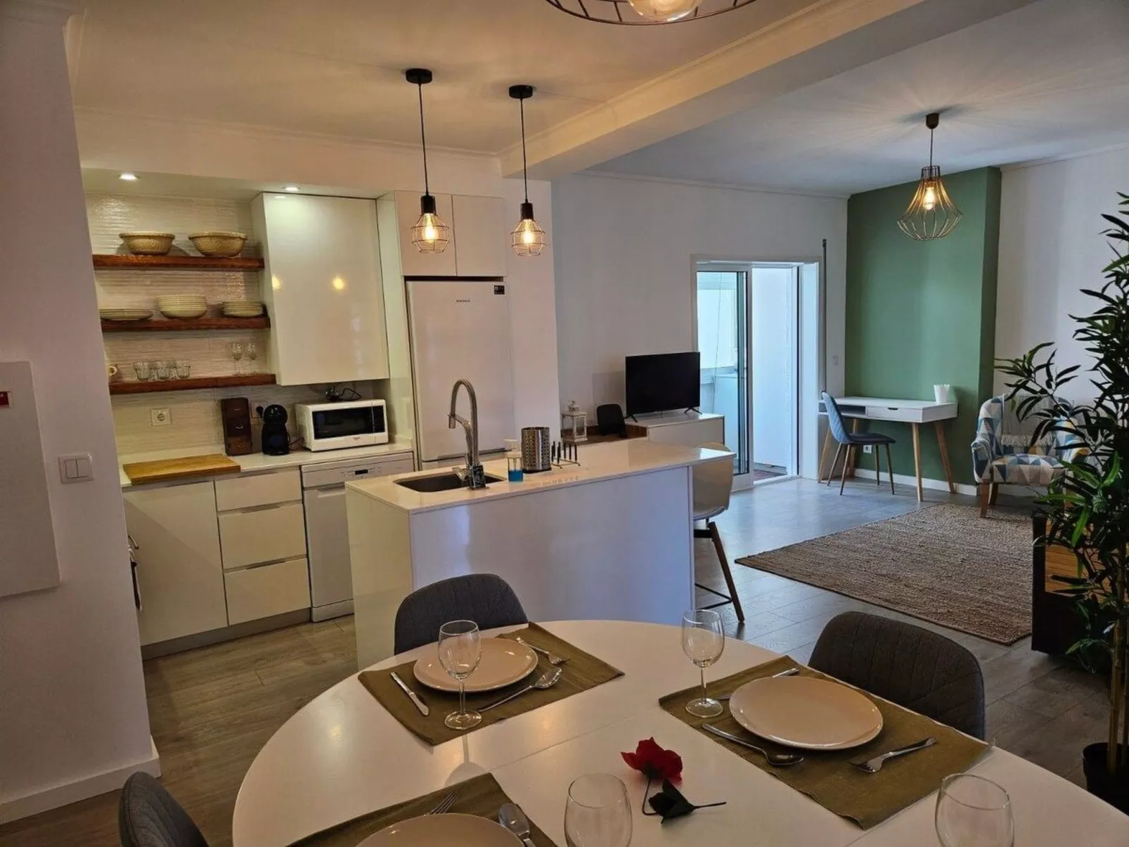 Fluss Meer Sonne am Costa Nova Strand-Drinnen