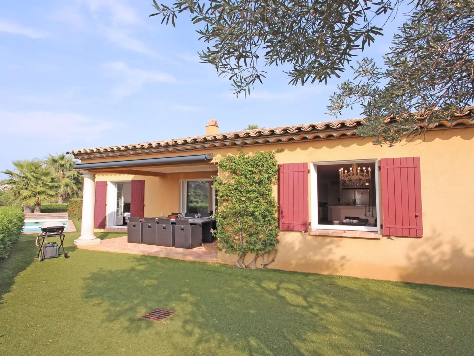 Villa Beauchene - Privates Schwimmbad - Klimaanlage - Draußen