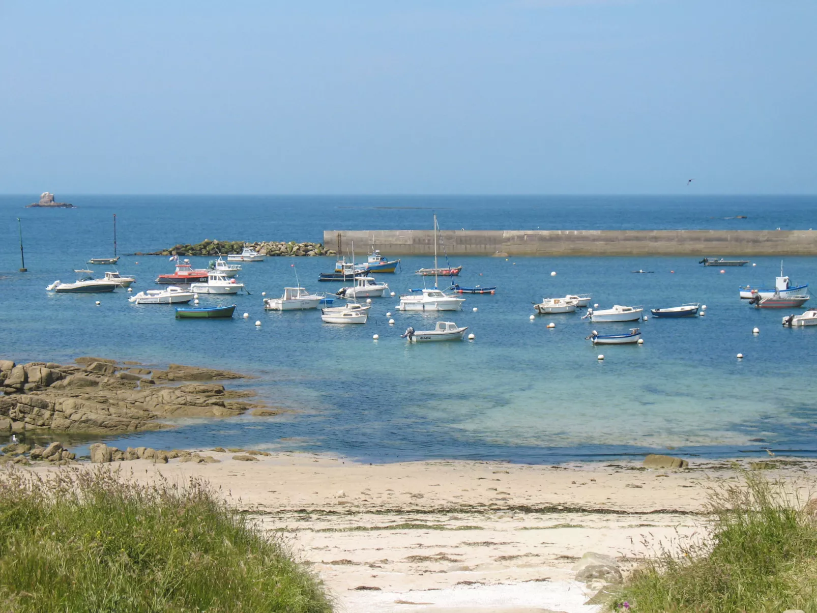 Große Villa am Meer mit privatem Spa Bereich-Environnement