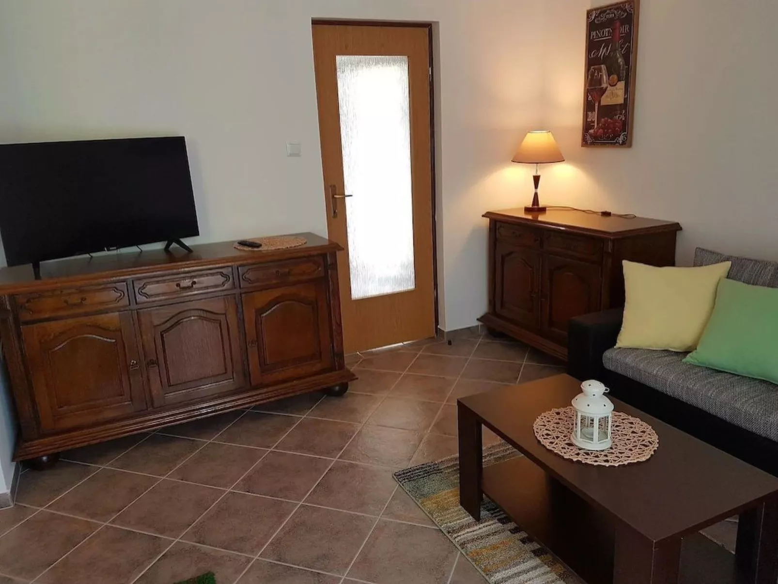 Komfortable Wohnung in der Nähe des Sandstrandes-Dedans