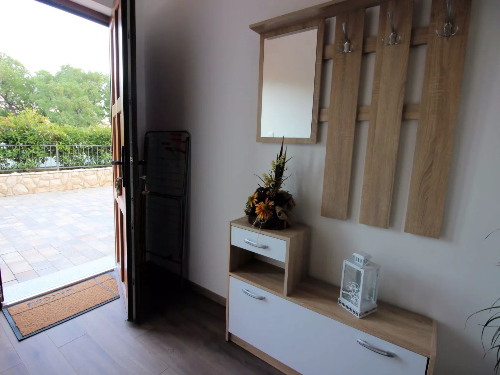 Am schönen Kieselstrand.-Dedans