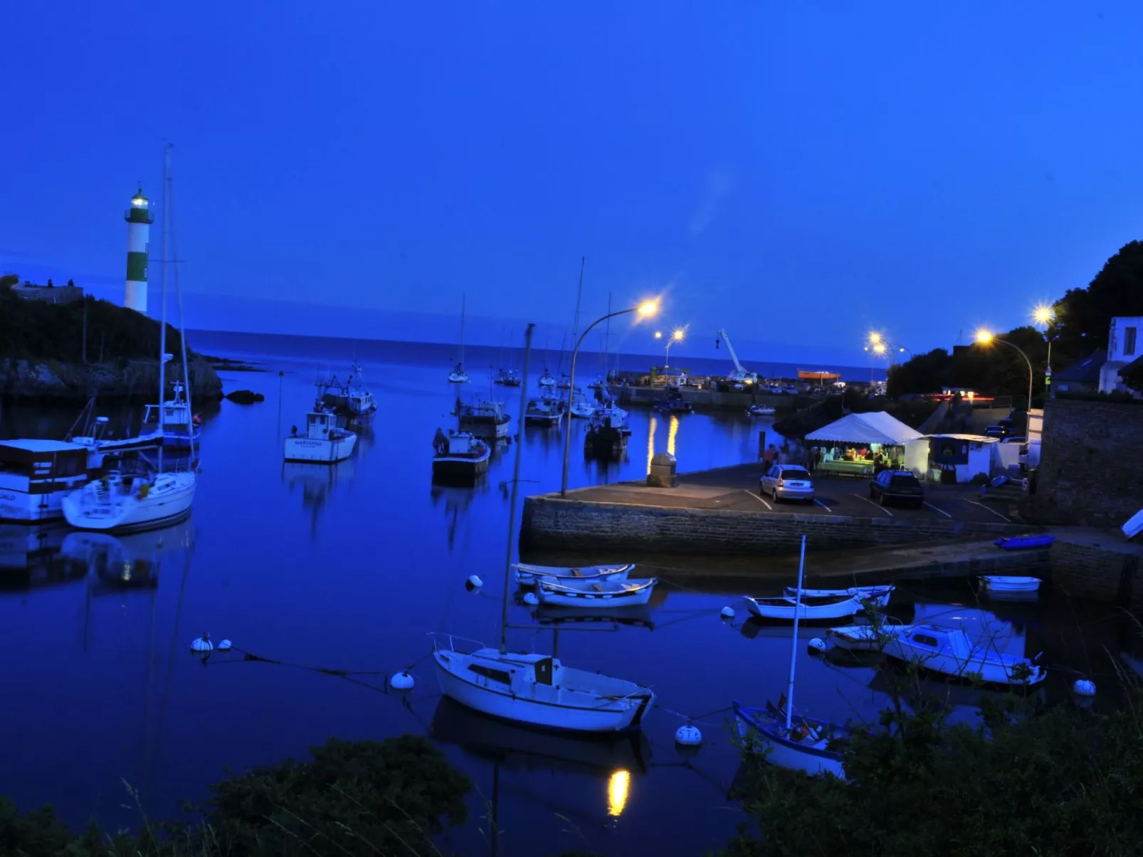 Domäne mit eigenem Garten und Grill-Dehors