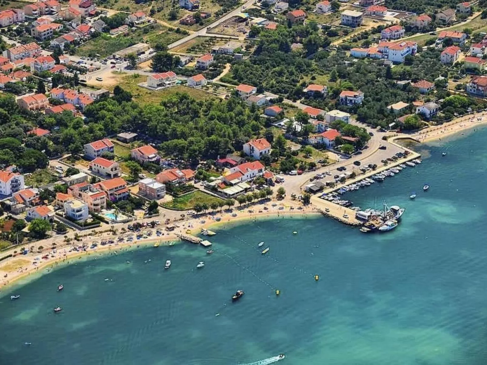 Apartment Leonardo-Outside