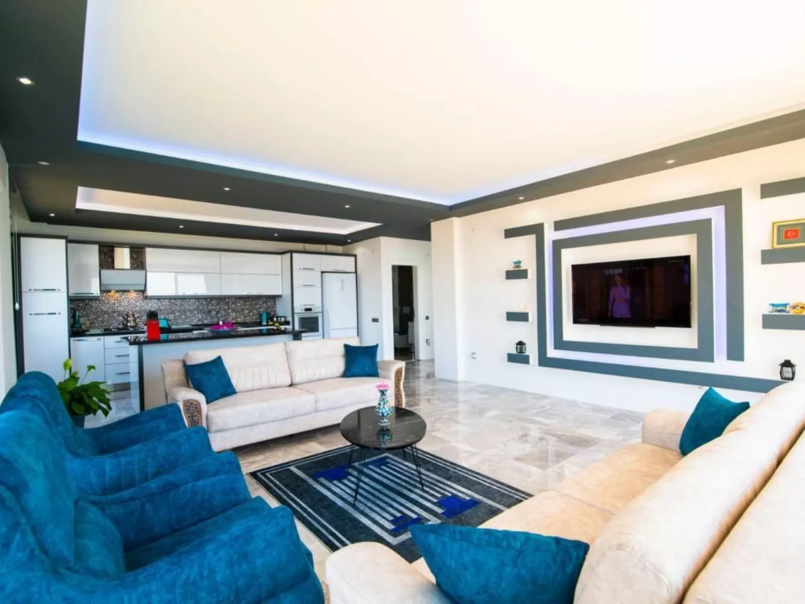 Plut-Image-tags.info