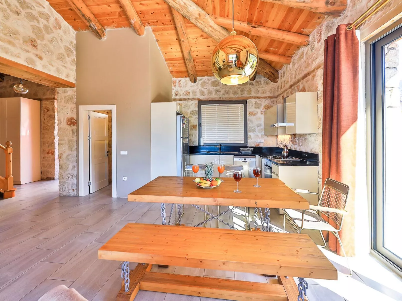 Natursteinhaus mit Pool in Kalkan Islamlar-Inside