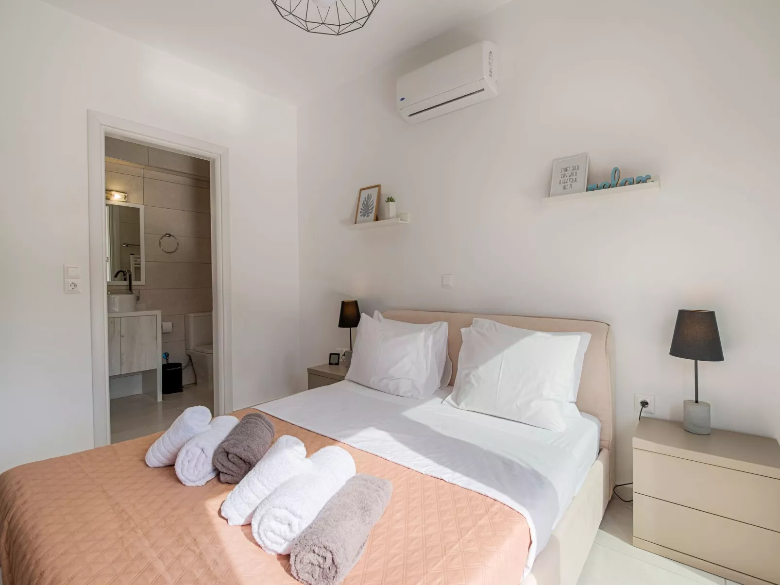 Sea La vie Villa-Inside