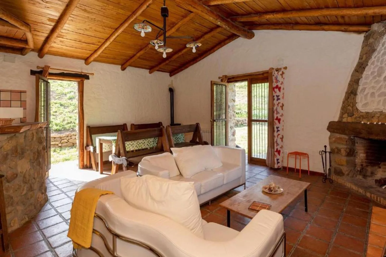 Casa El Garciago-Living room