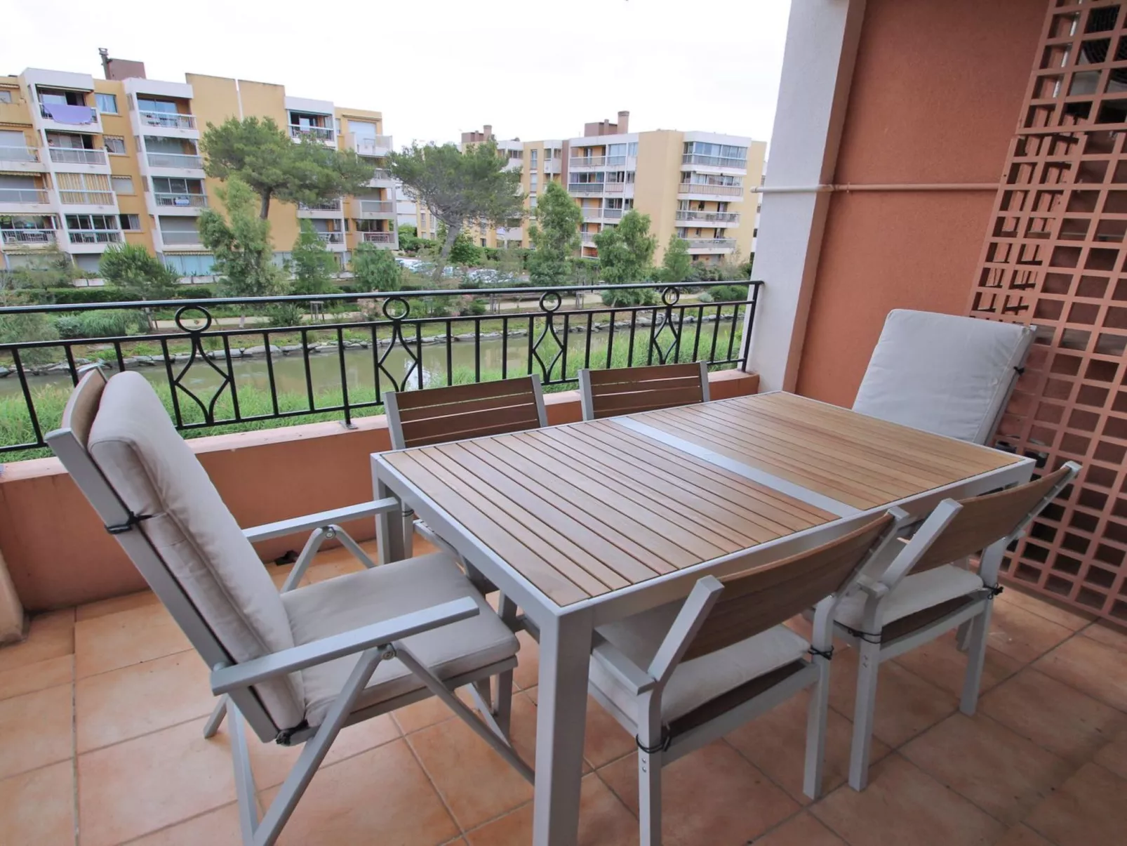 Appt T3 - 4 pers - Climatisation - Piscine