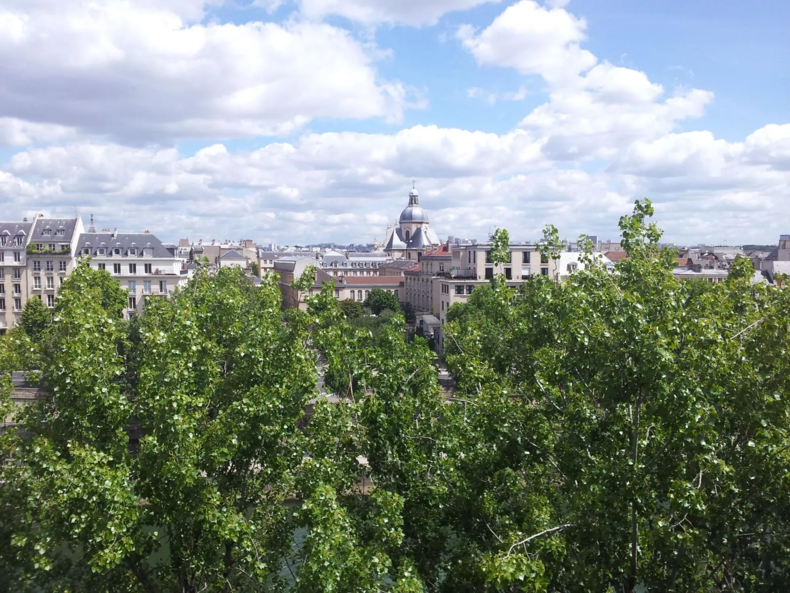 Schöner romantischer Blick auf die Seine