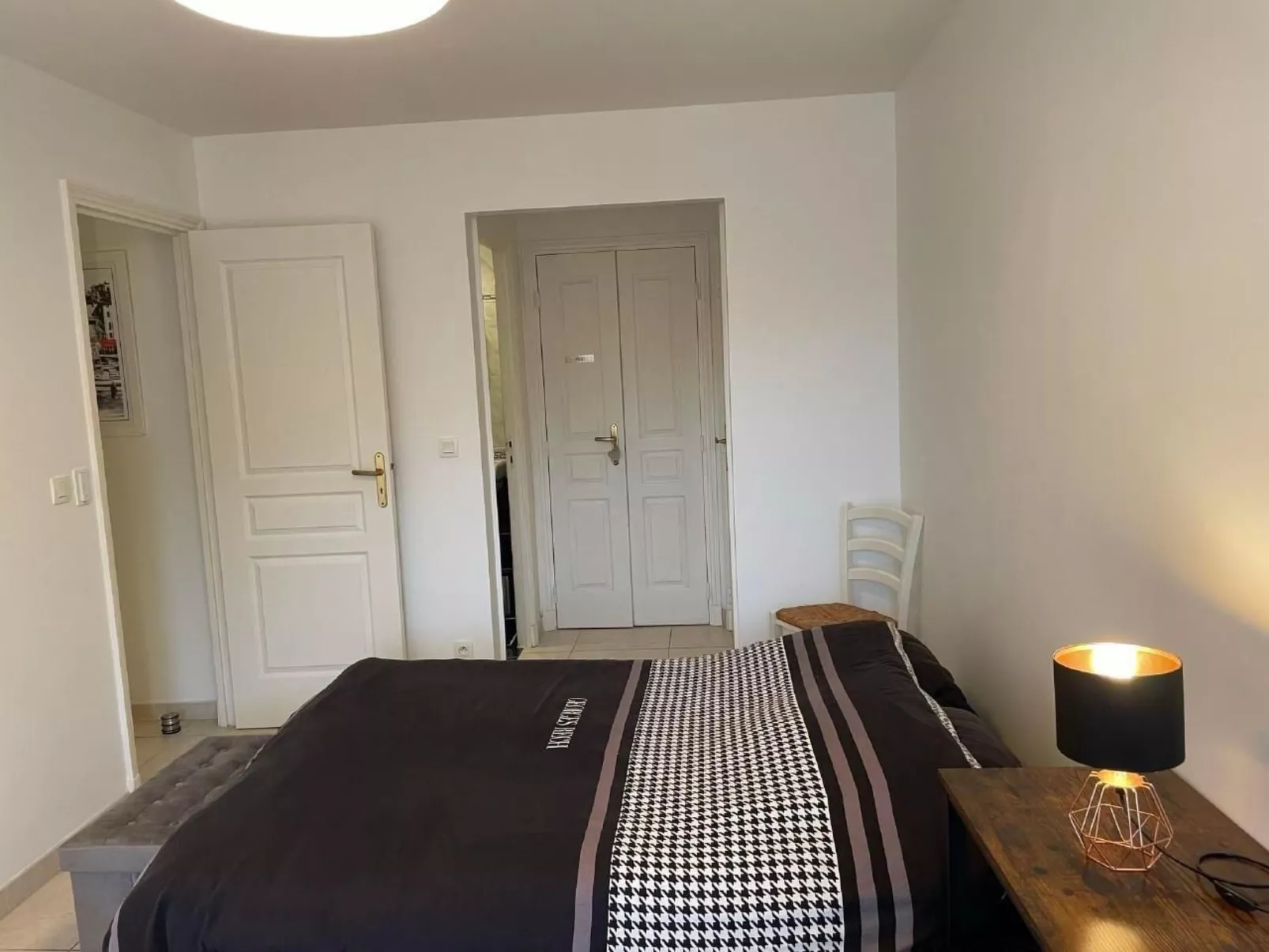 Les Palmiers-Drinnen