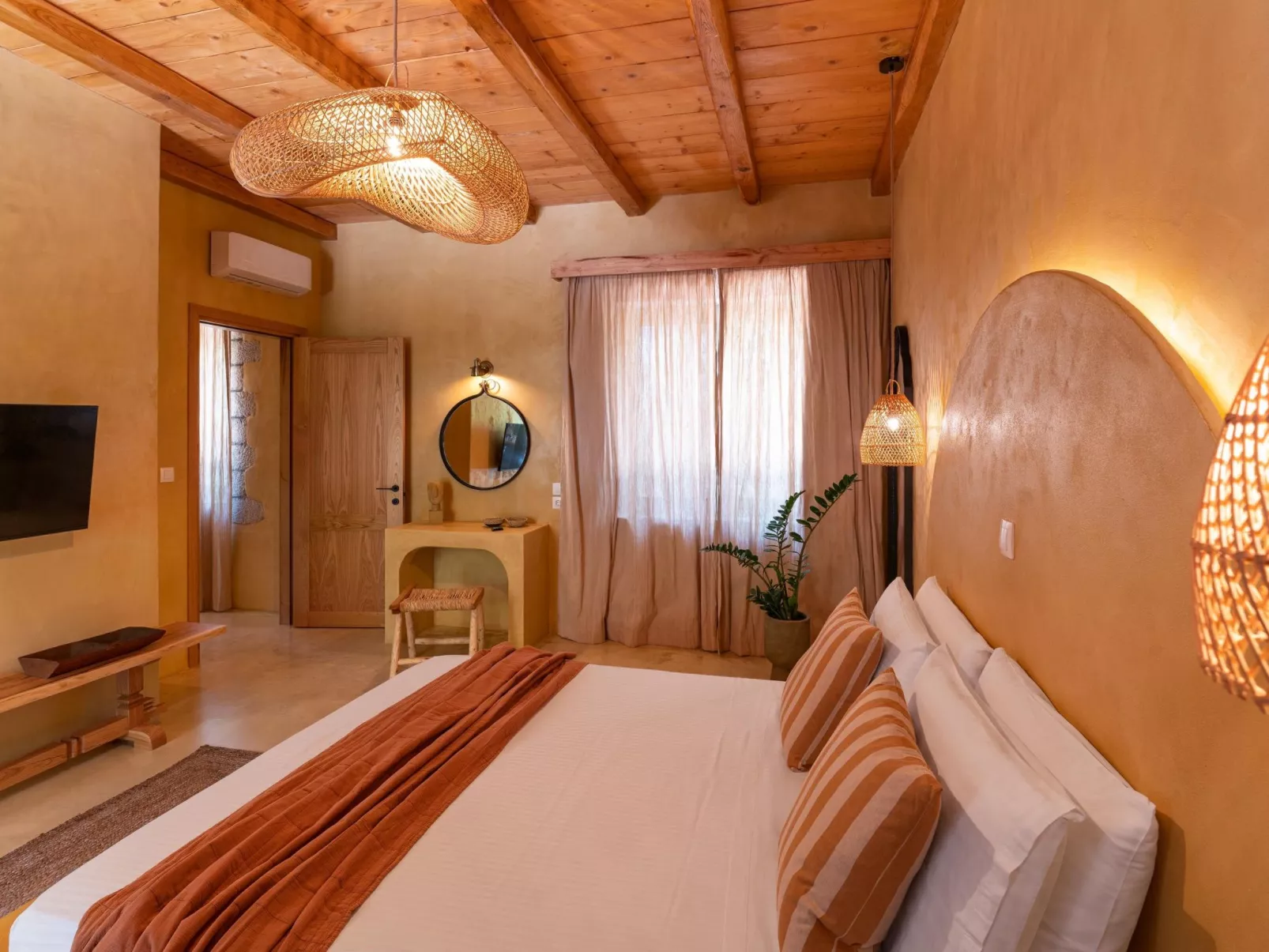 Eptopia Villa-Image-tags.info