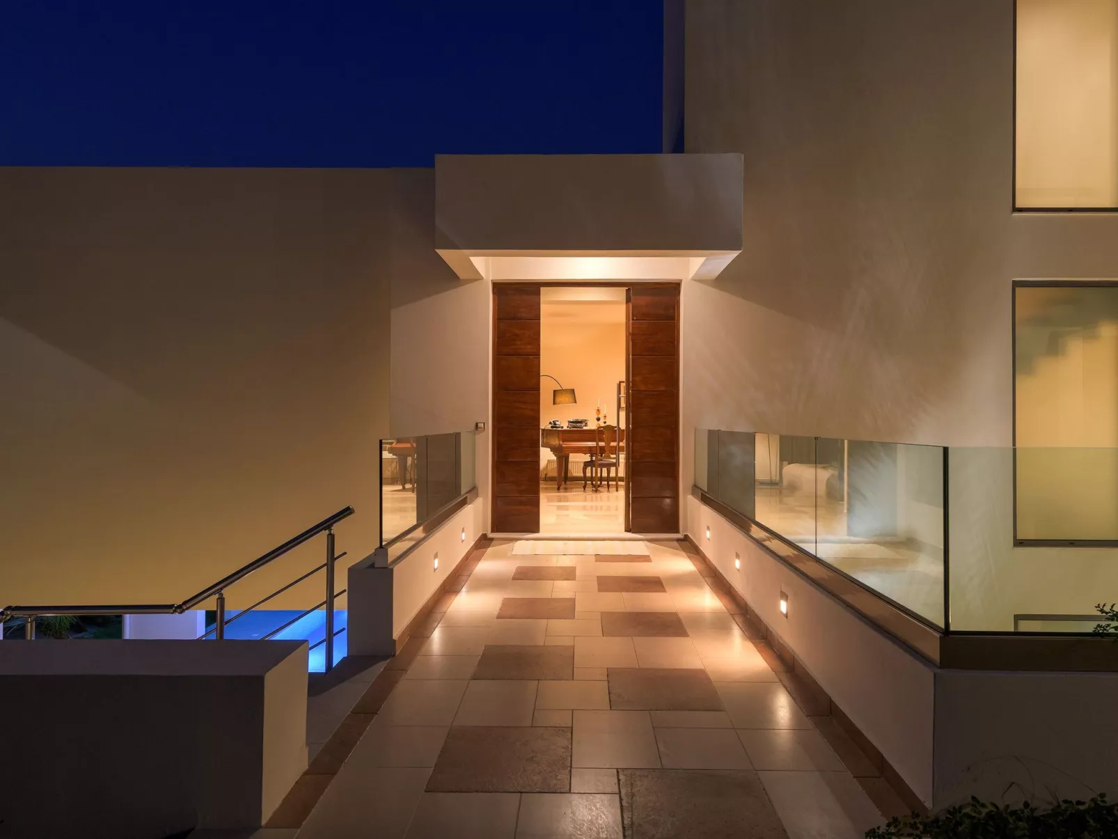 Ixian Hilltop Villa-Dehors