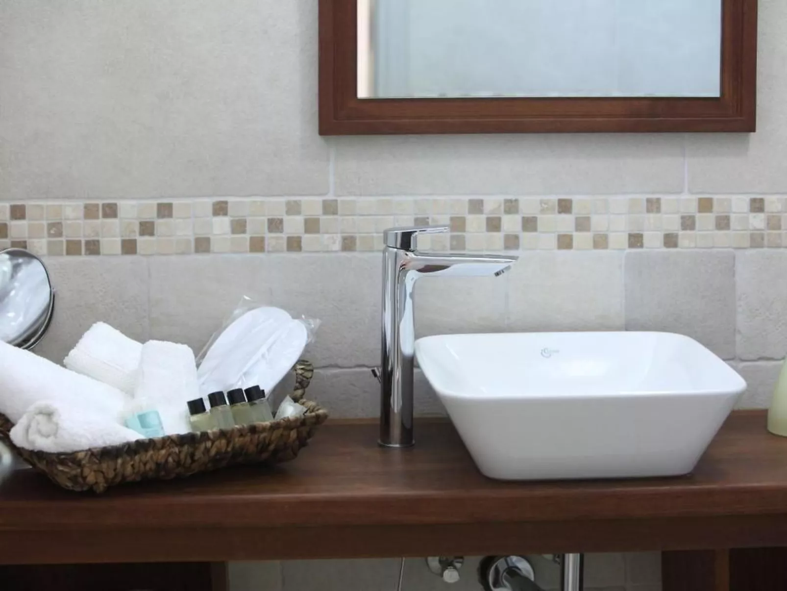 "Alea Resort" mit eigenem Pool-Inside