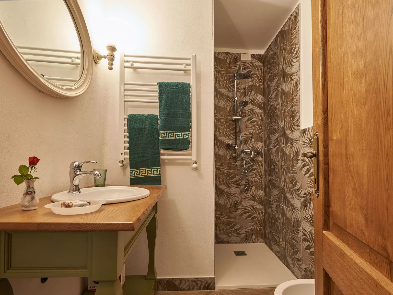 "Giglio castelltt"-Dedans