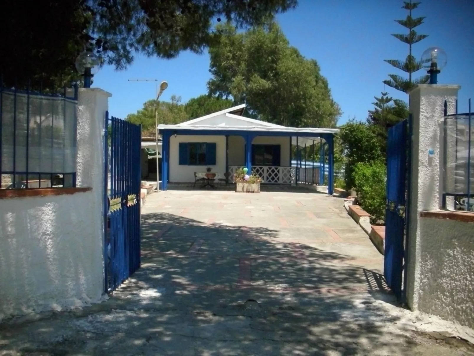 'Villetta mare' mit Blick aufs Wasser-Image-tags.info