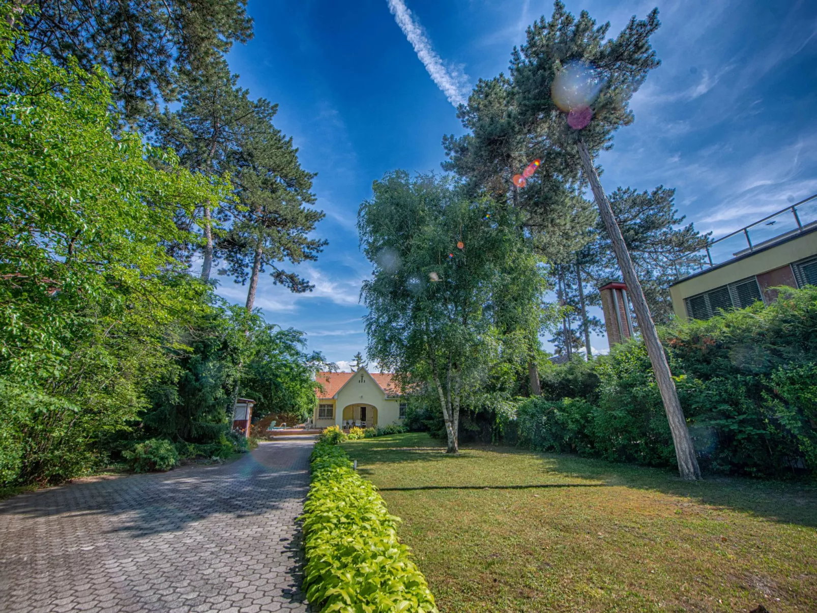 Klimatisiertes Ferienhaus in Siófok mit Grill-Draußen