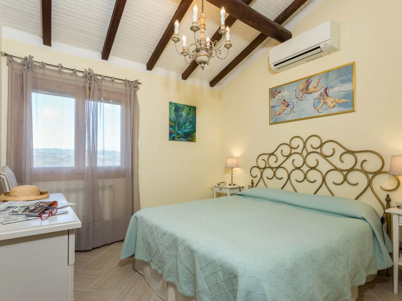 Wohnung mit Terrasse und Klimaanlage-Drinnen