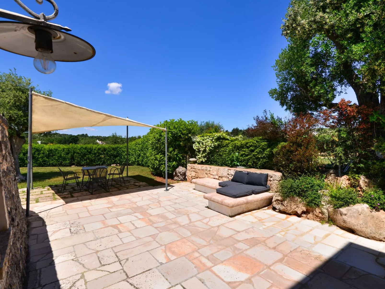 Trullo auf dem Lande in Ostuni mit privatem Pool-Outside