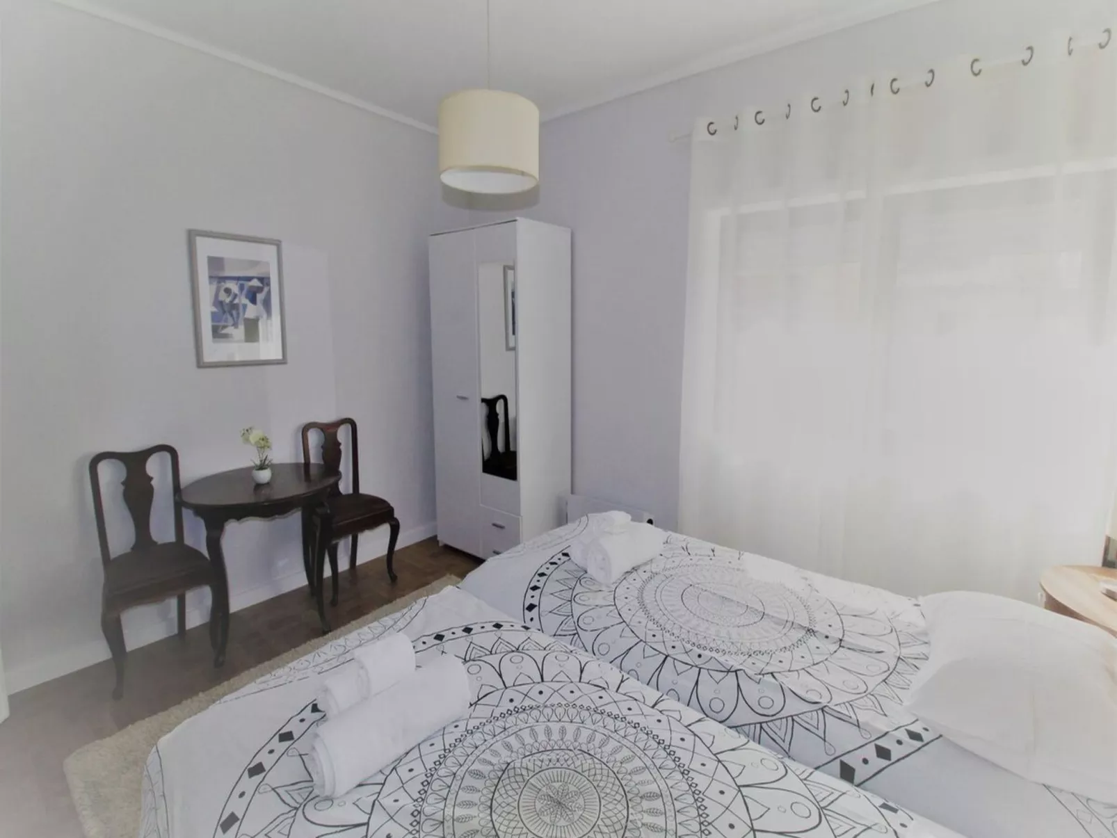 Aveiro Apartment mit Patio-Drinnen