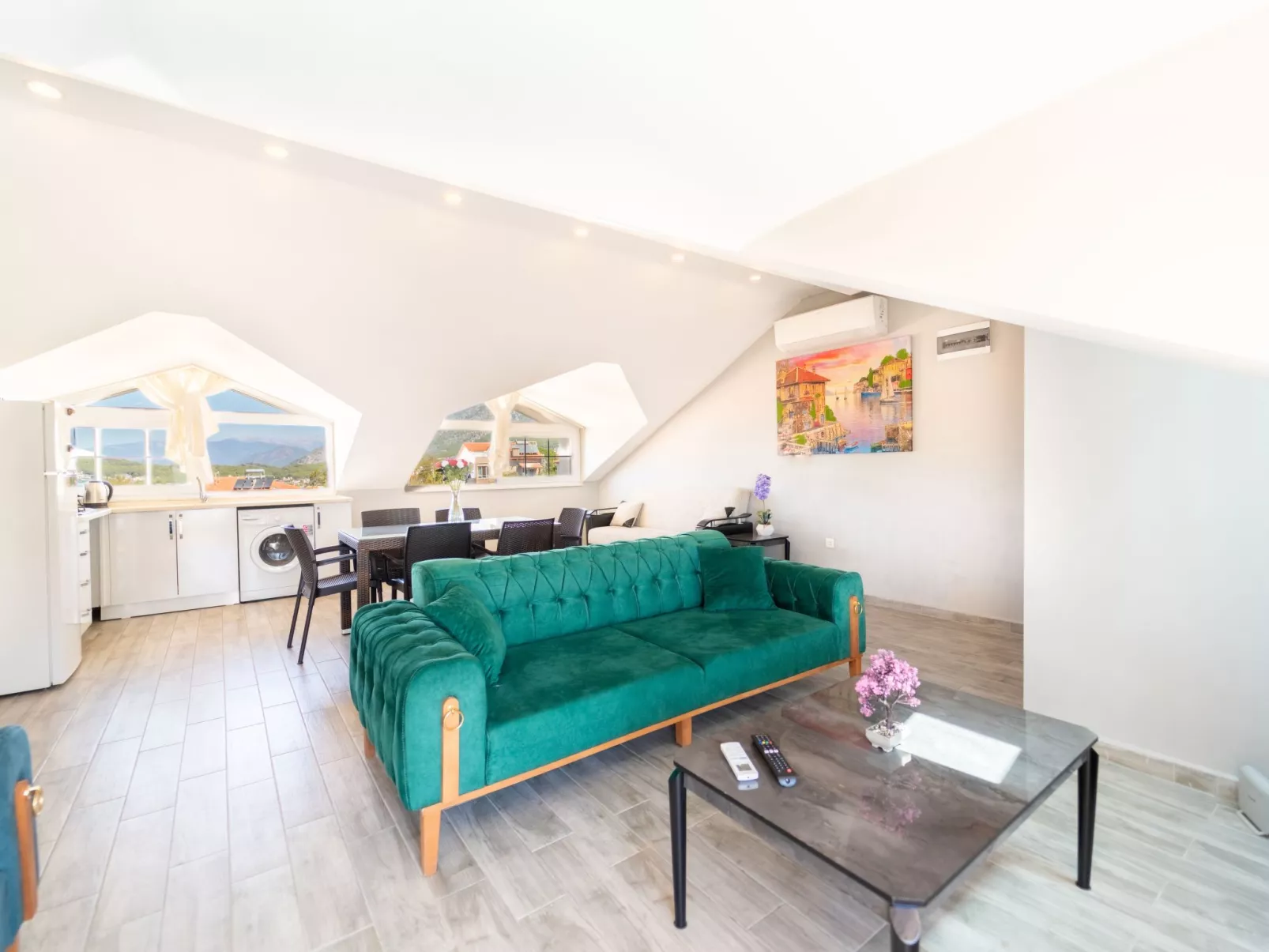 Sea View Loft-Image-tags.info