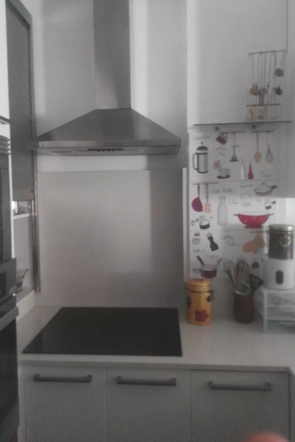 Appartement mit Balkon in einem Komplex mit Gemeinschaftspool am Meer-Draußen