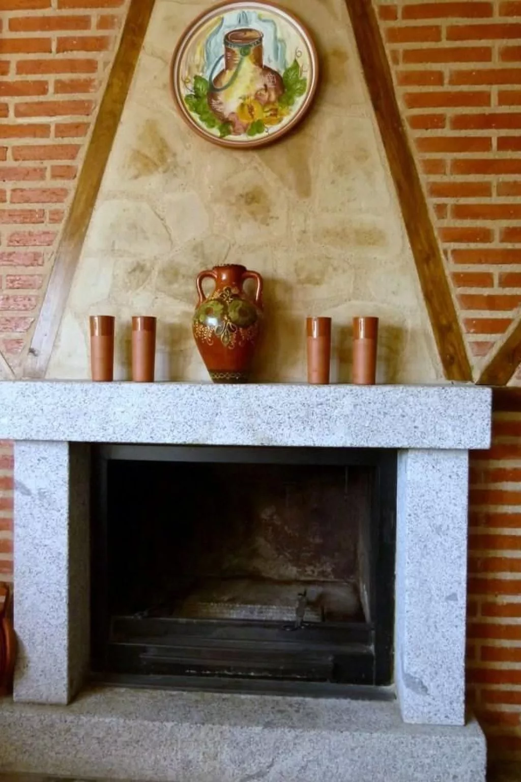 Sehr gepflegtes Ferienhaus im typisch spanischen Stil mit Garten, zwei Terrasse-Image-tags.info