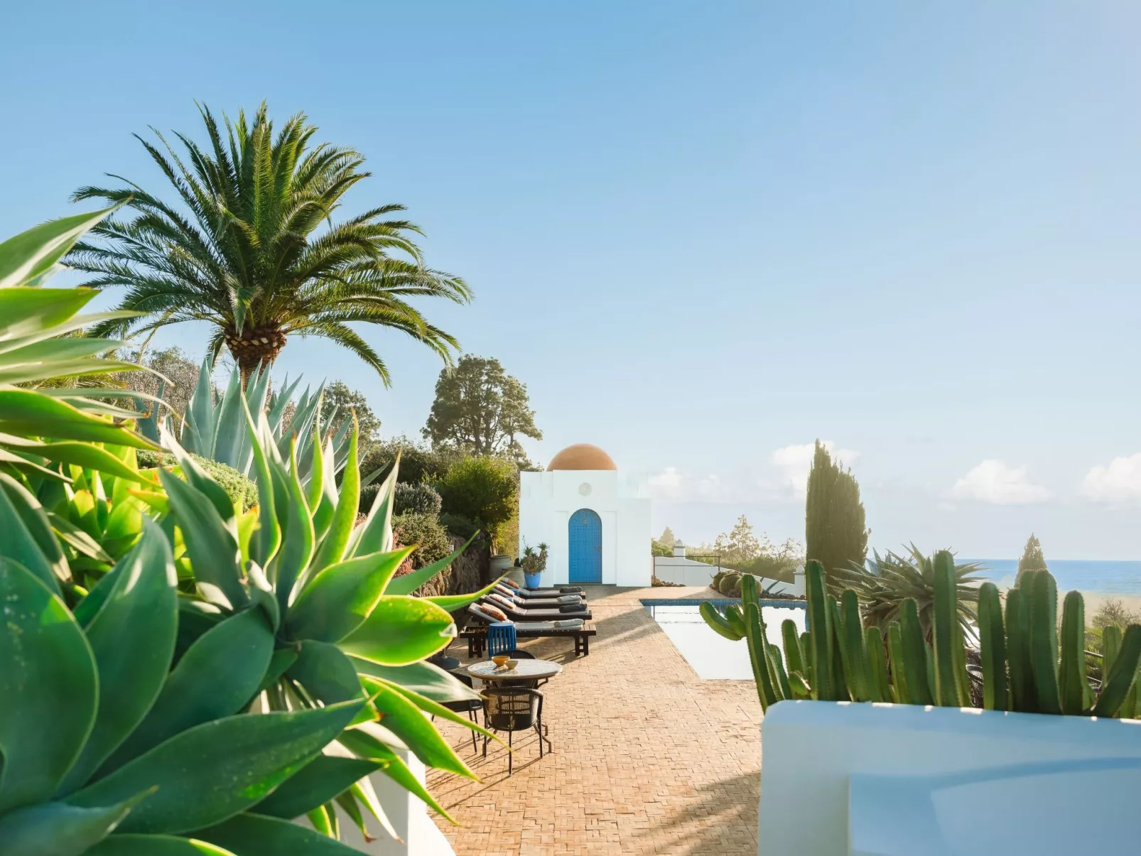 Villa Botánico-Outside