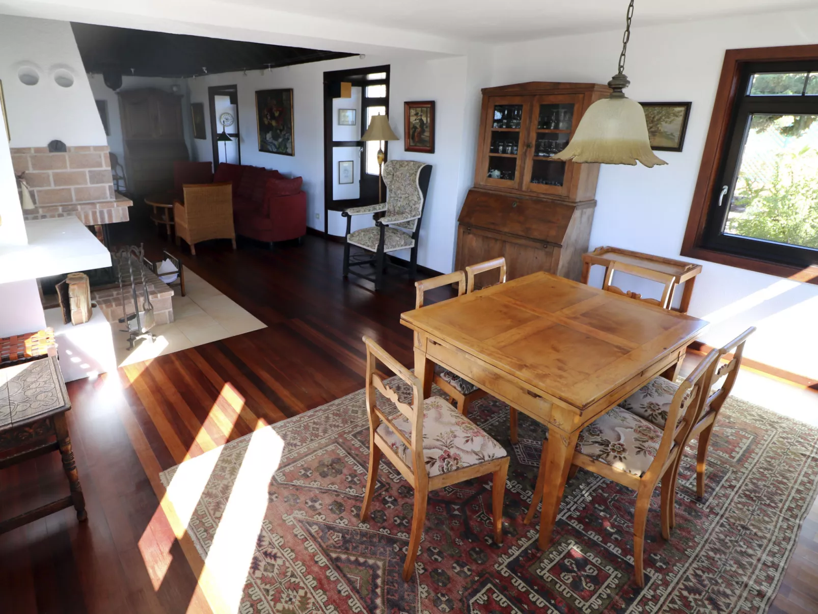 In Breña Baja mit Großer Terrasse-Inside