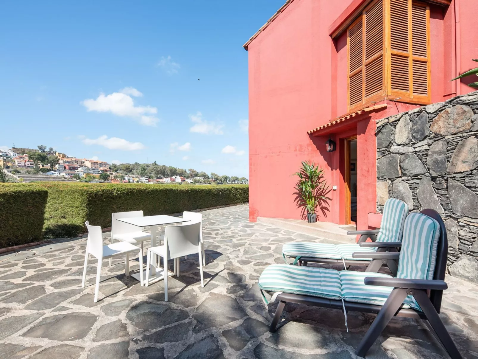 Wunderschöne Villa in einer einzigartigen natürlichen Umgebung-Outside