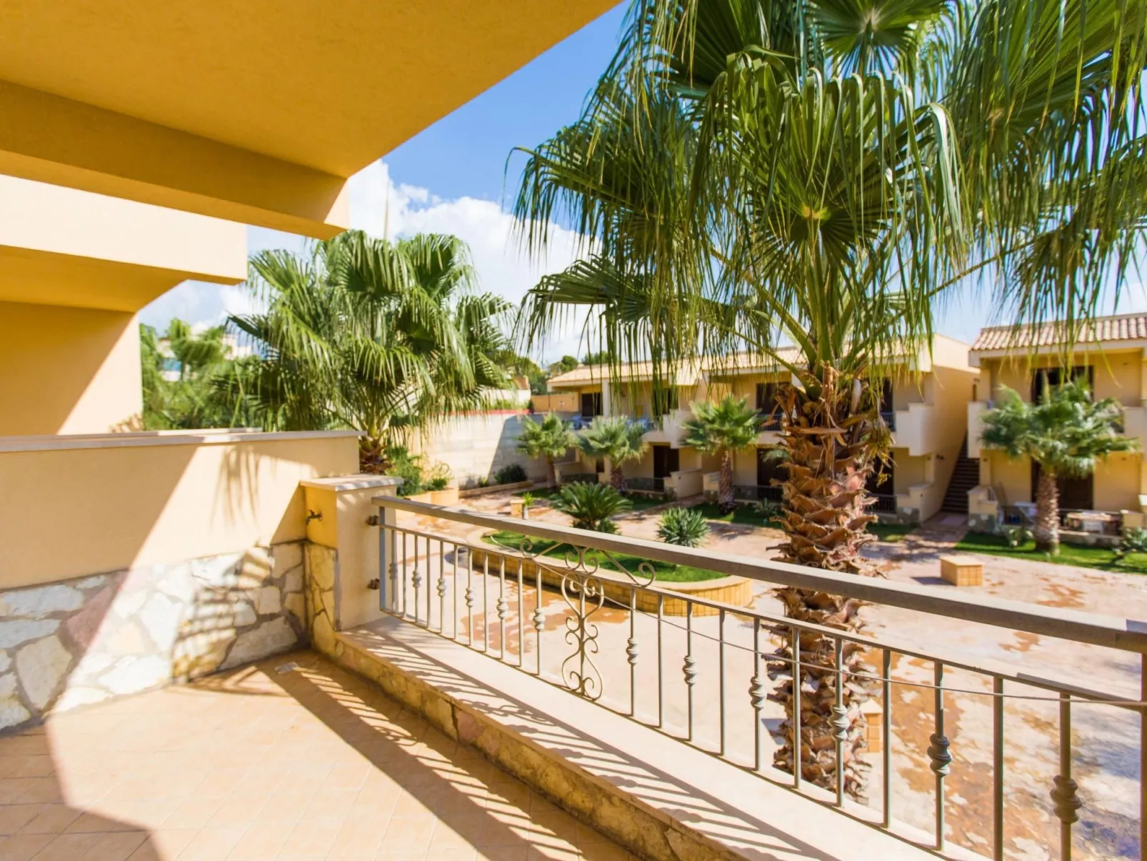 Bilocale 2 posti-Image-tags.info