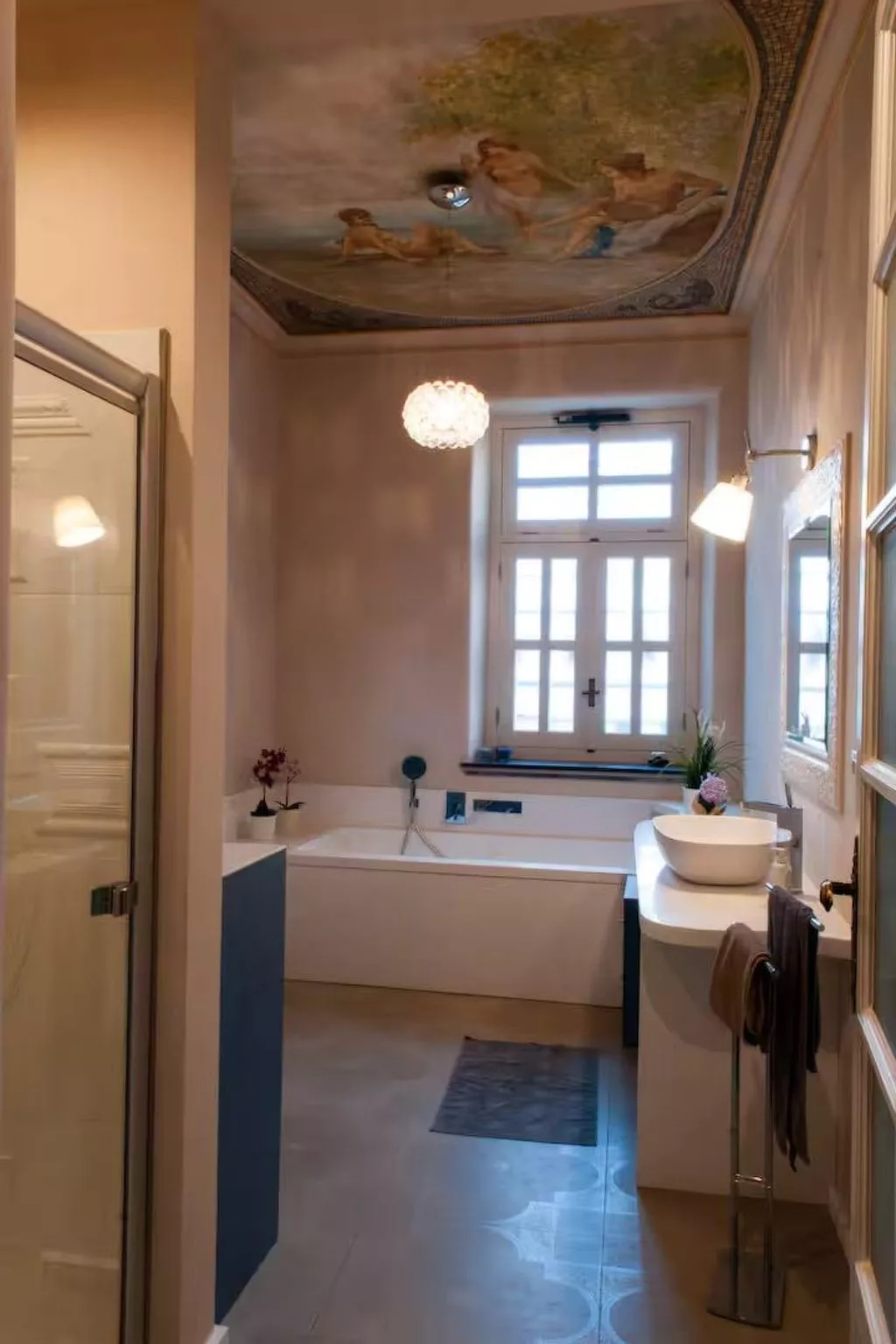 Ventimiglia257-Inside