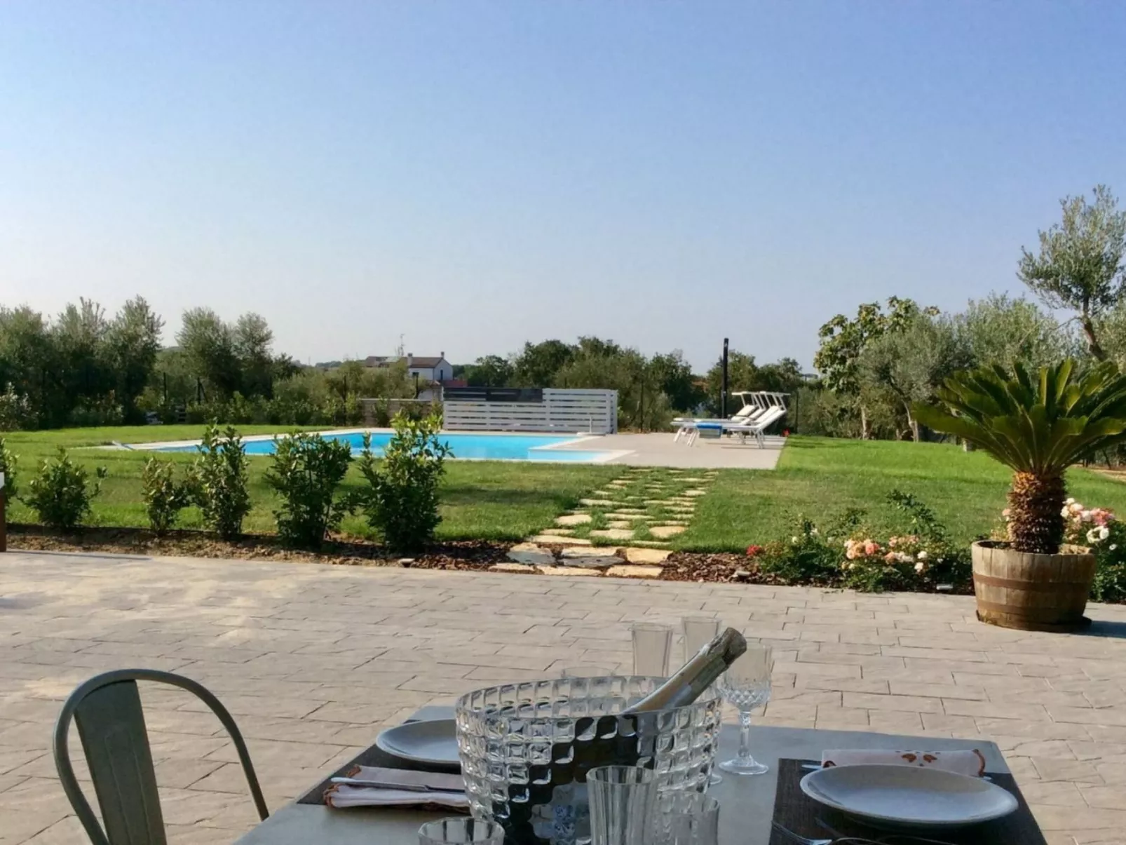 Villa mit privatem Pool in der Nähe der adriatischen Strände-Dehors