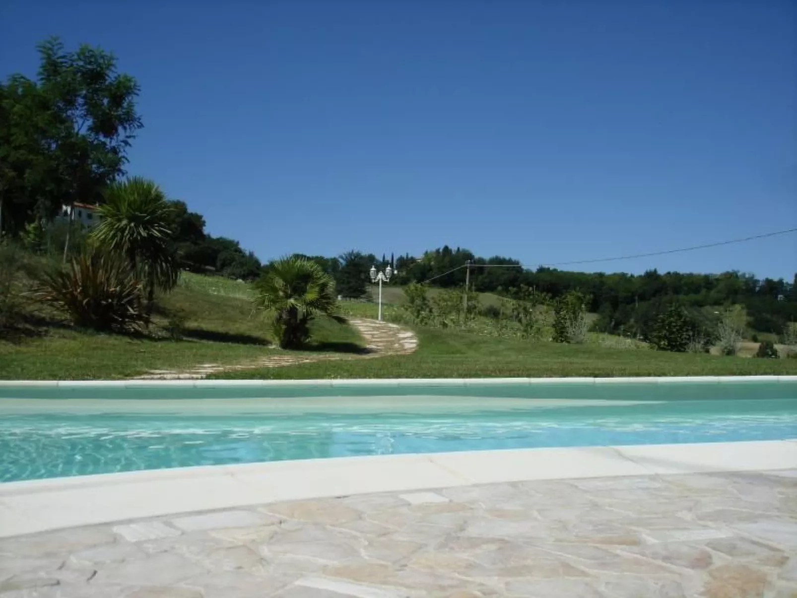 Charmante Lösung, Schwimmbad 10 Minuten vom Meer entfernt-Image-tags.info