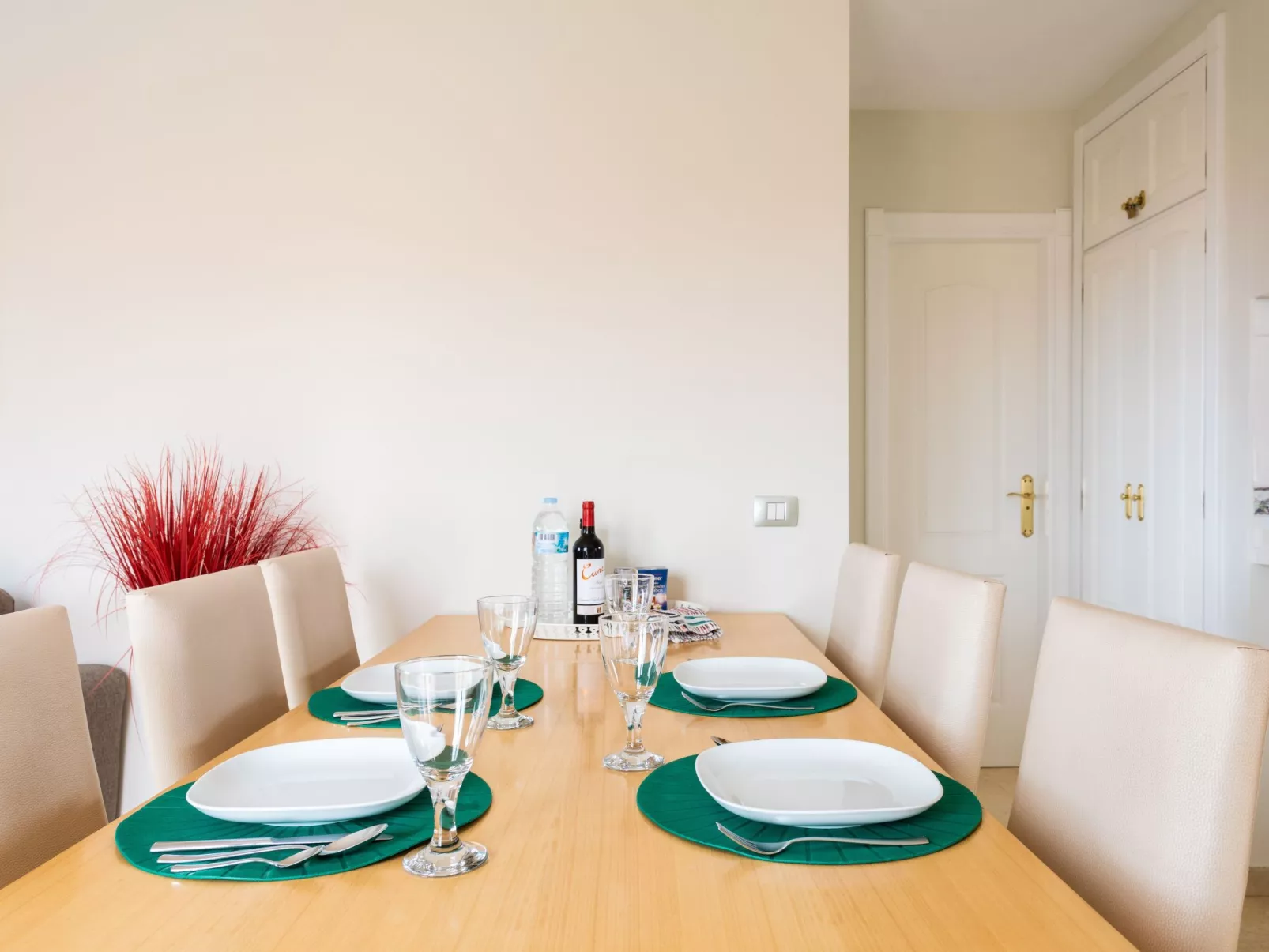 Prime Homes Taoro Dachboden-Dedans