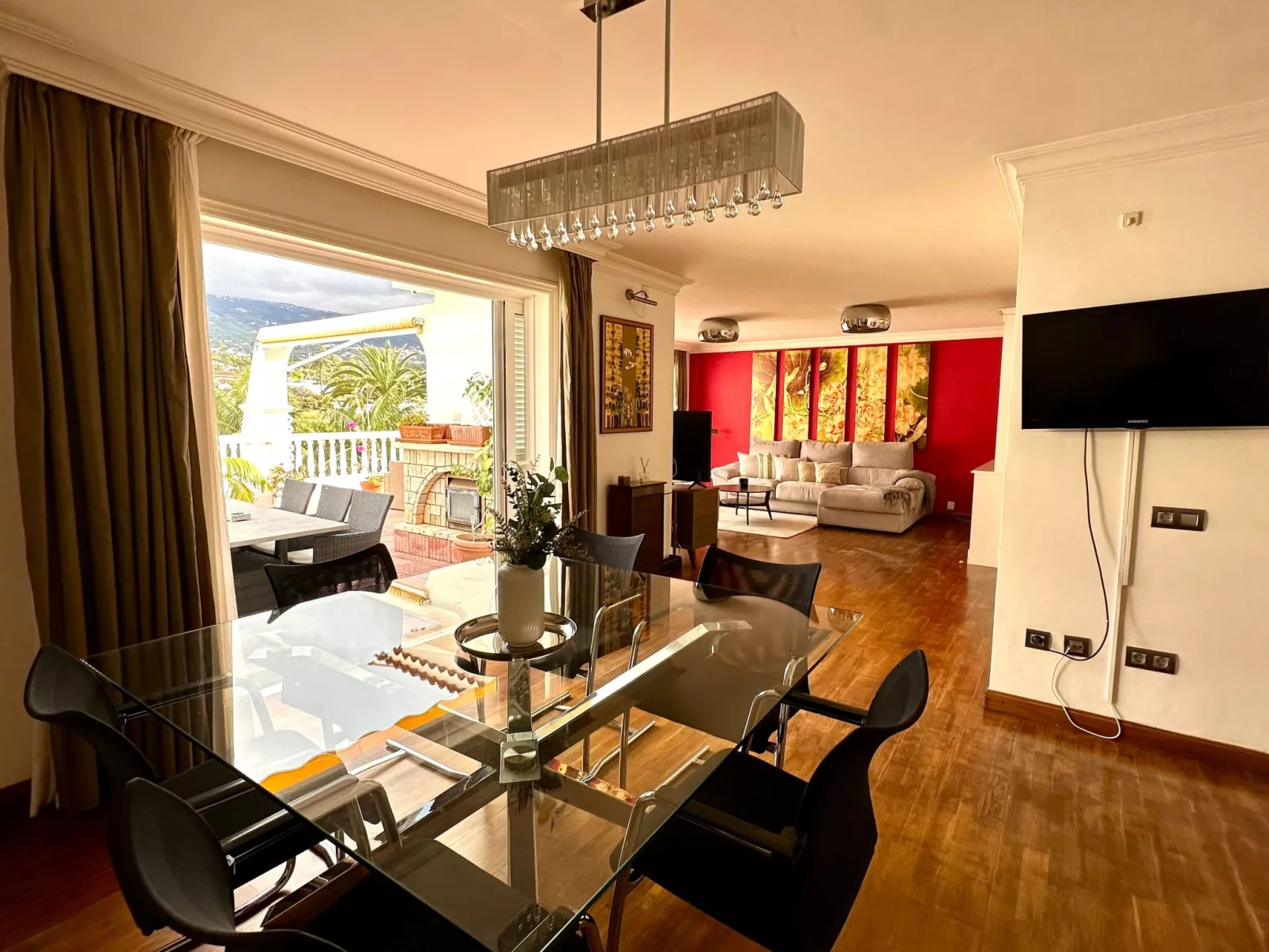 Prime atic Rosaleda-Inside