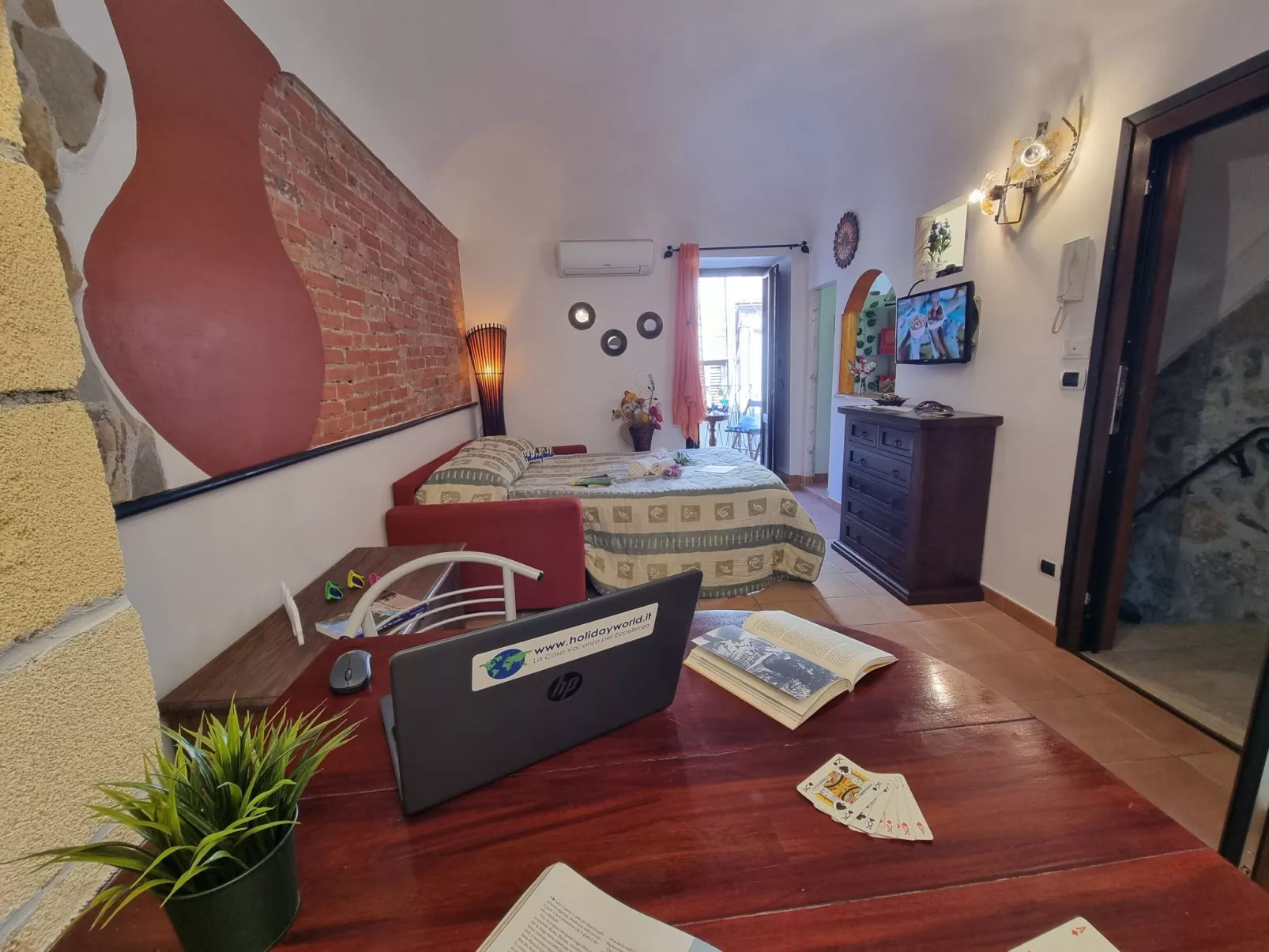 Theo's Haus von Holiday World-Image-tags.info