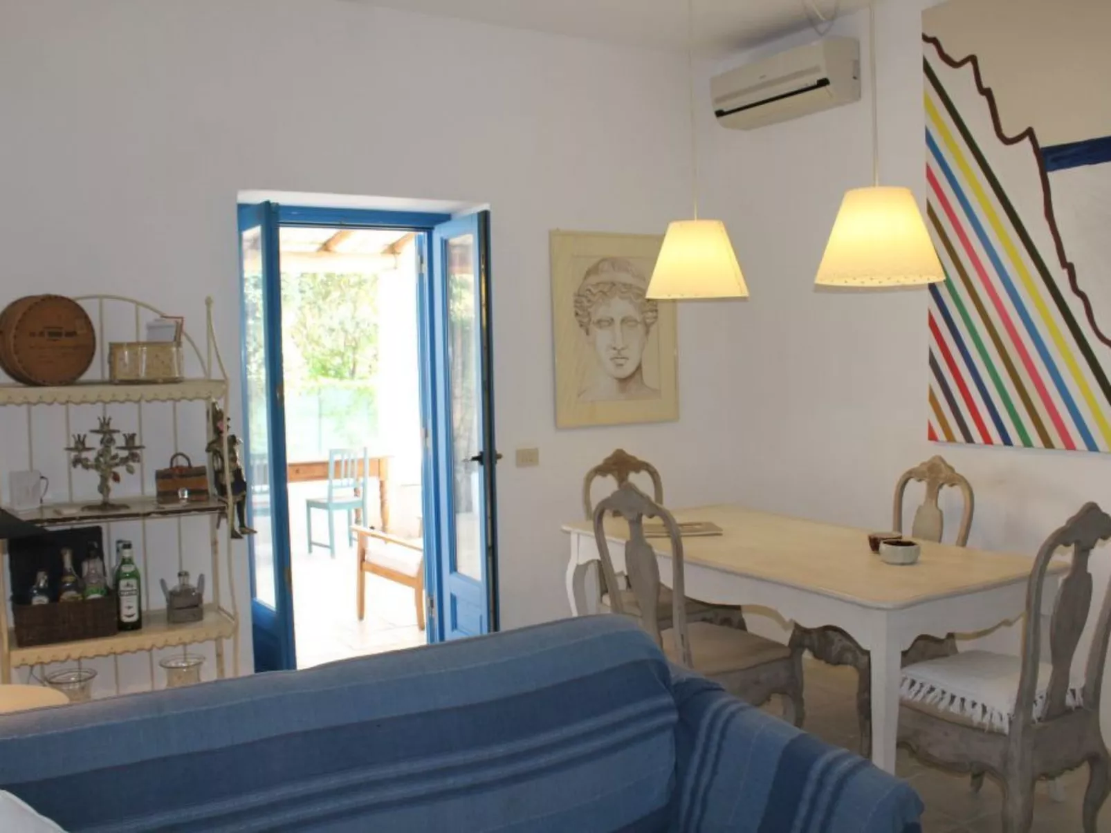 Ausgezeichnete Villa mit Schwimmbad, Panoramaterrassen-Image-tags.info