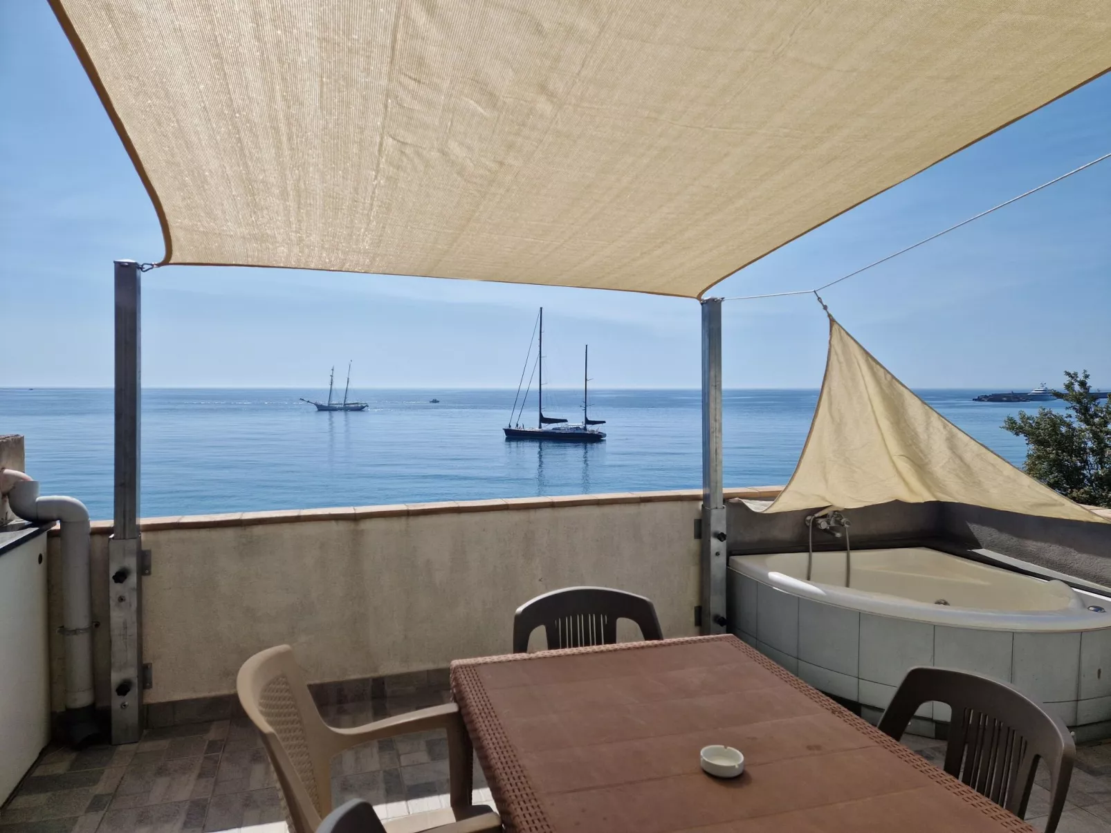 Wohnung 'Suite Panorama-Draußen