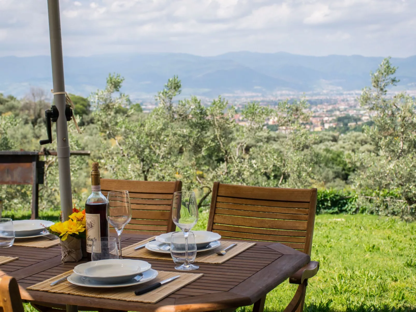 Ein Haus in der Olivenhaine - casa buriano GIULIA-Draußen