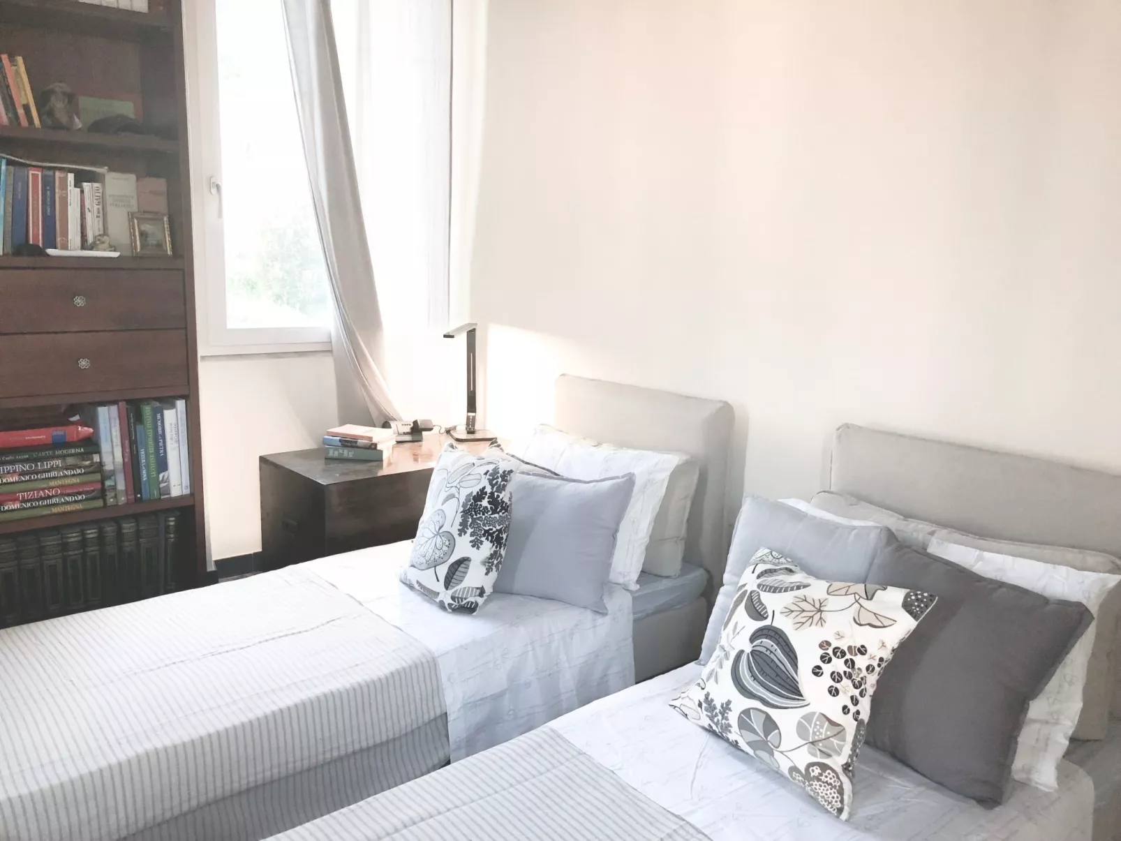 Penthouse mit Garten und privater Terrasse in Villa-Inside