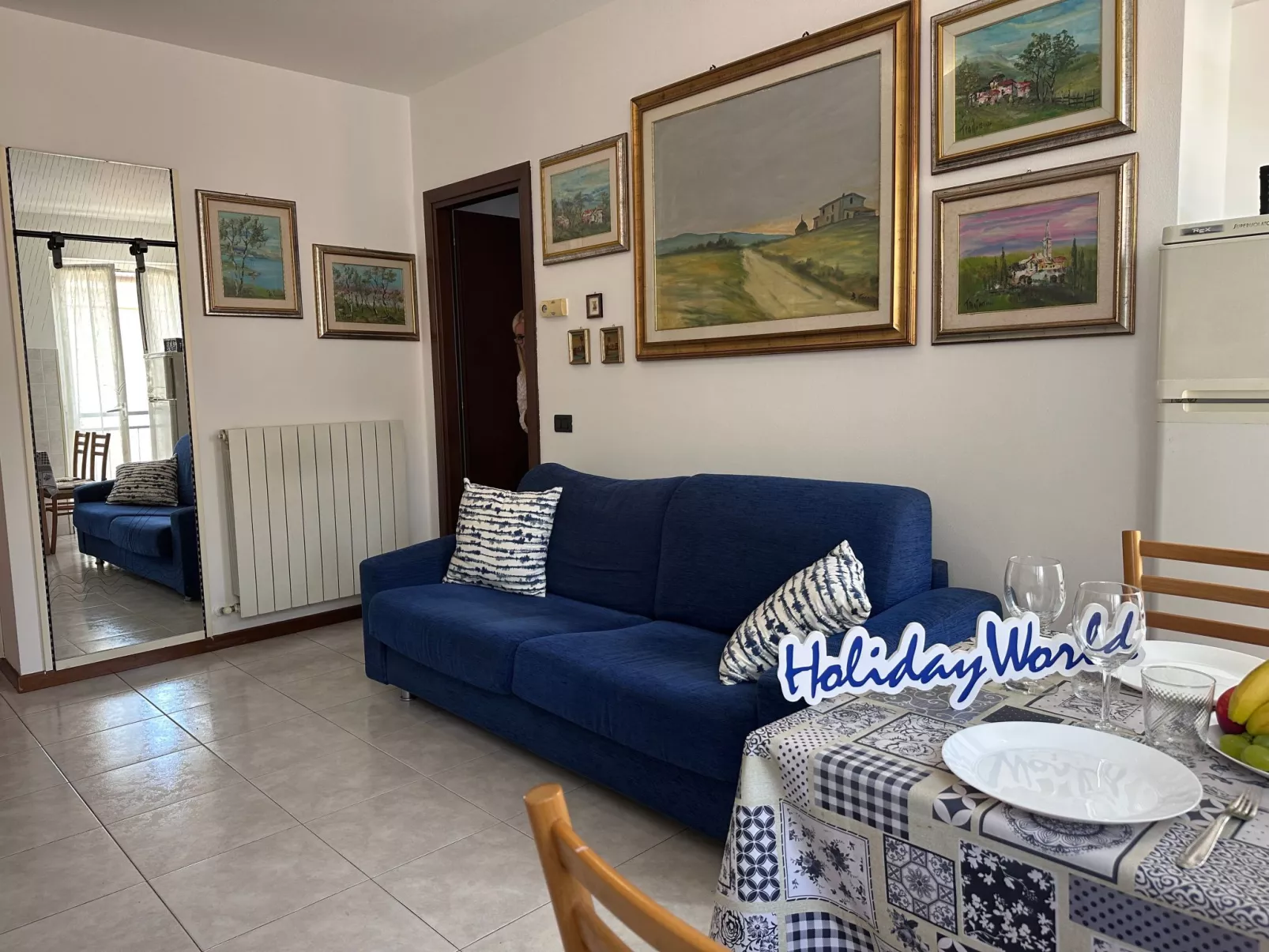 AMare Blu von Holiday World-Drinnen