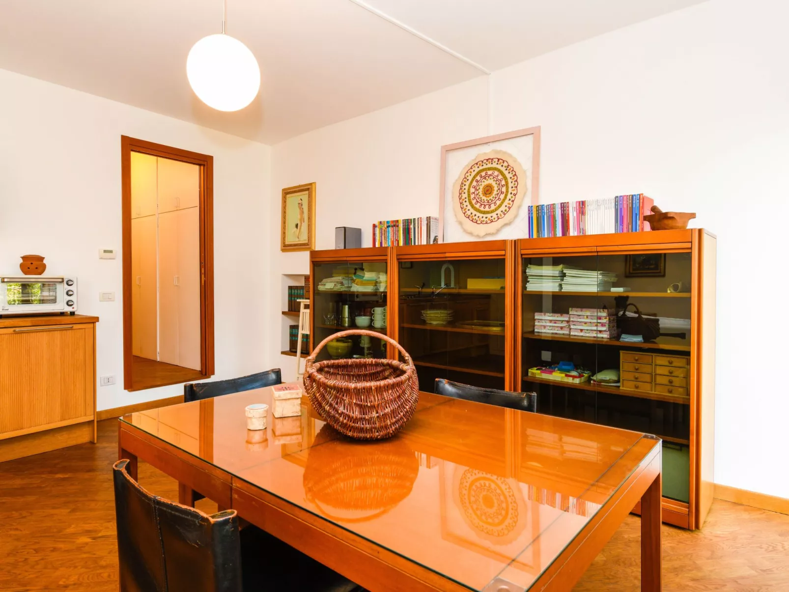 'Silvia2' mit privatem Balkon-Drinnen