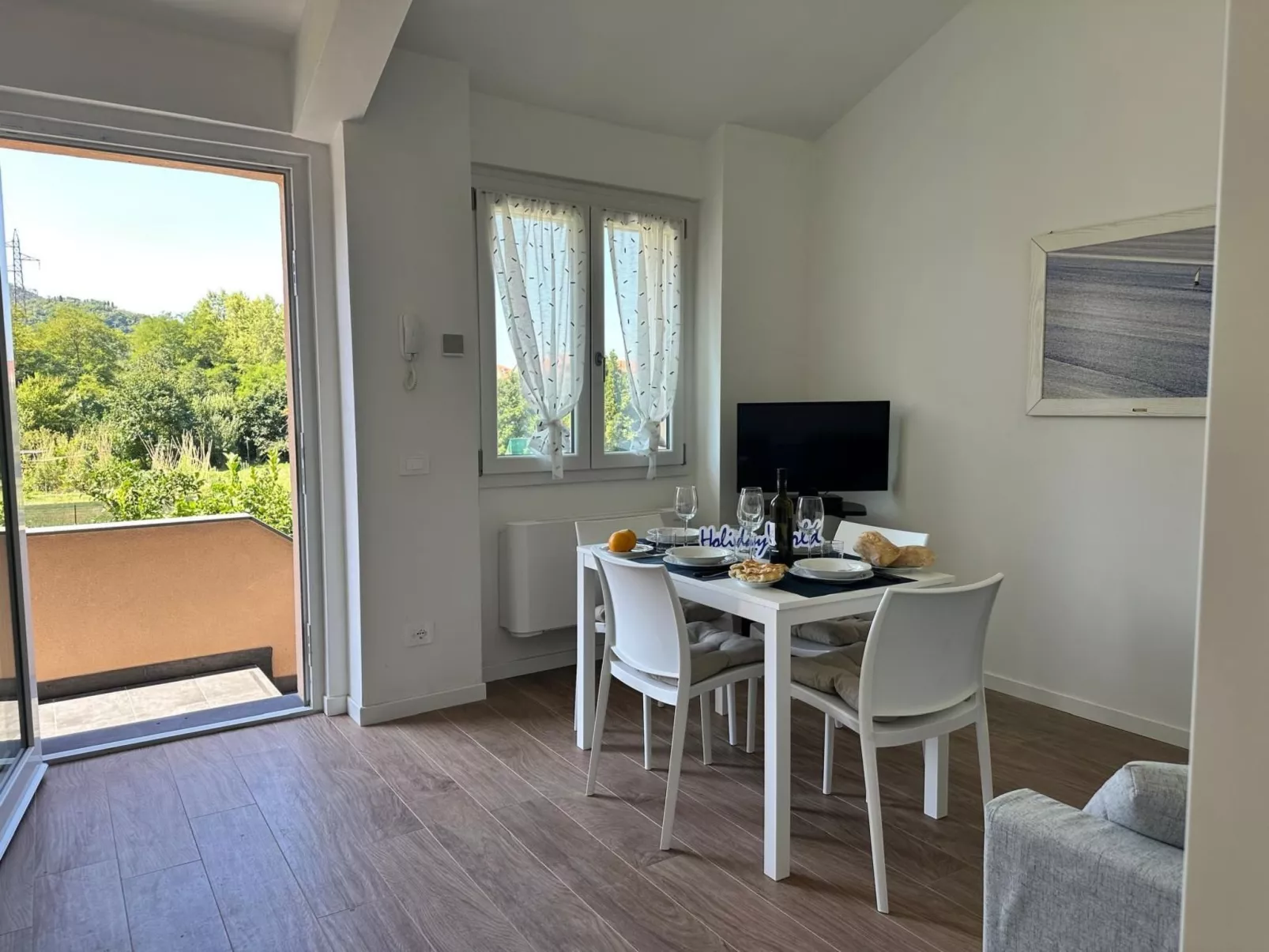 Oltre il Mare von Holiday World-Drinnen