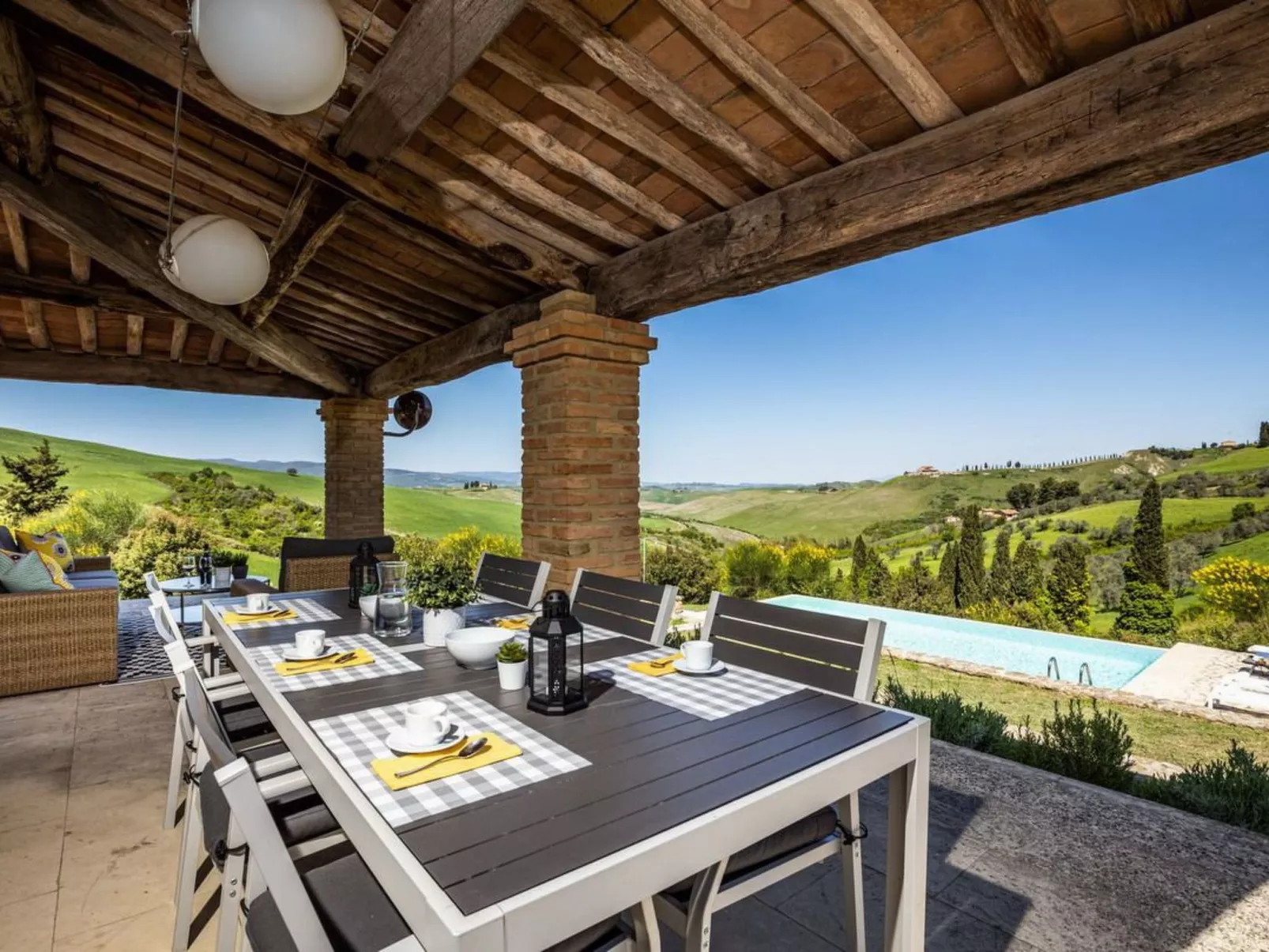 Villa Cantuccio-Drinnen