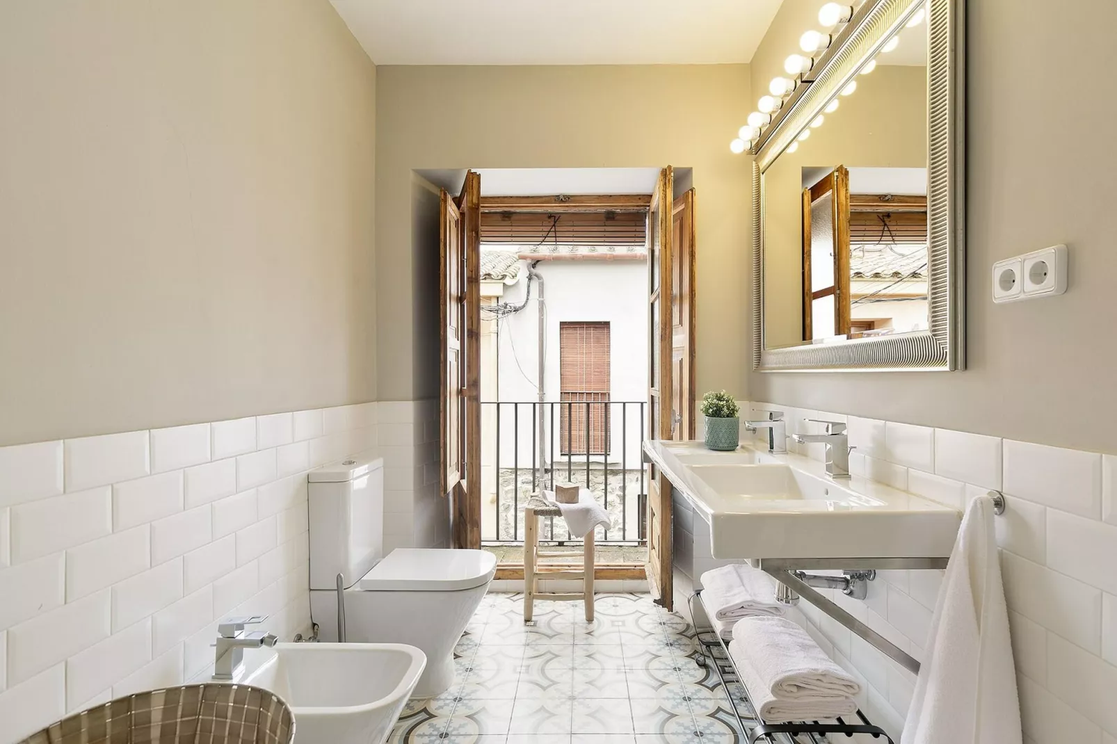 Casa Costa Brava - Gariguella Pool-Badezimmer