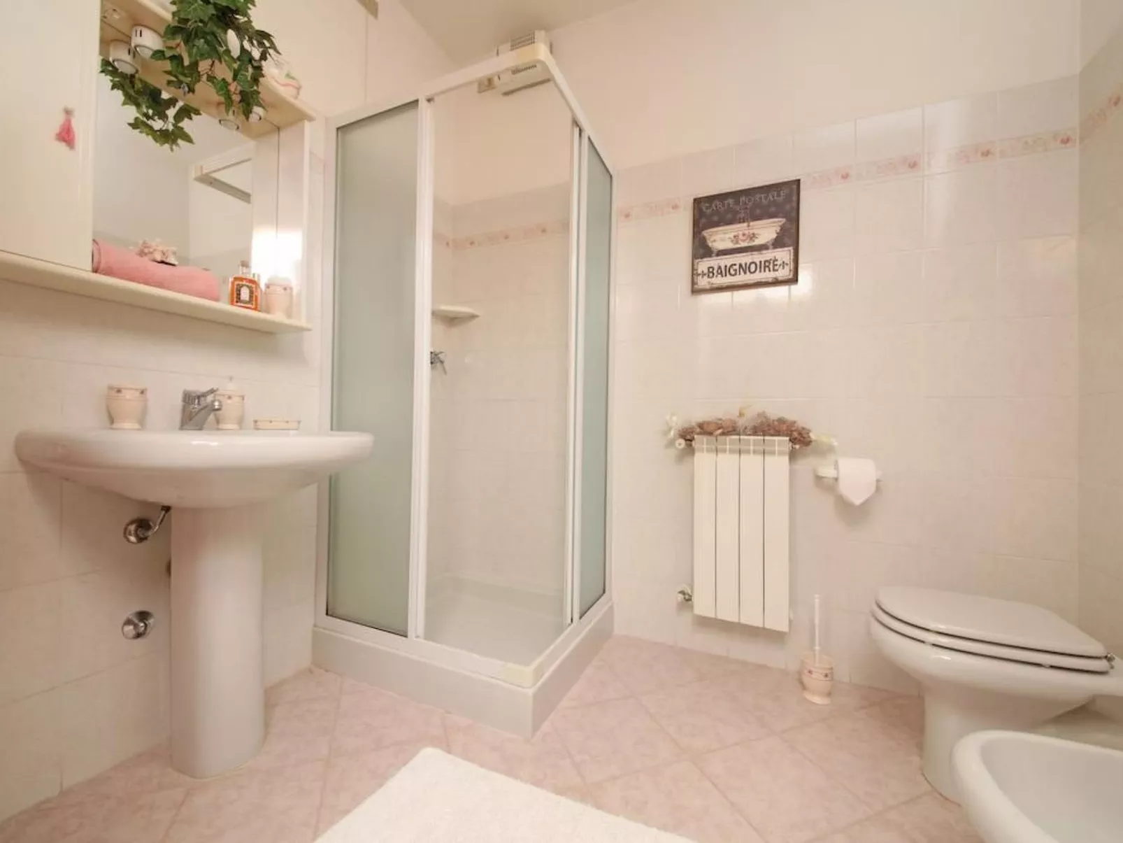 Geranium' Wohnung mit Schwimmbad-Dedans