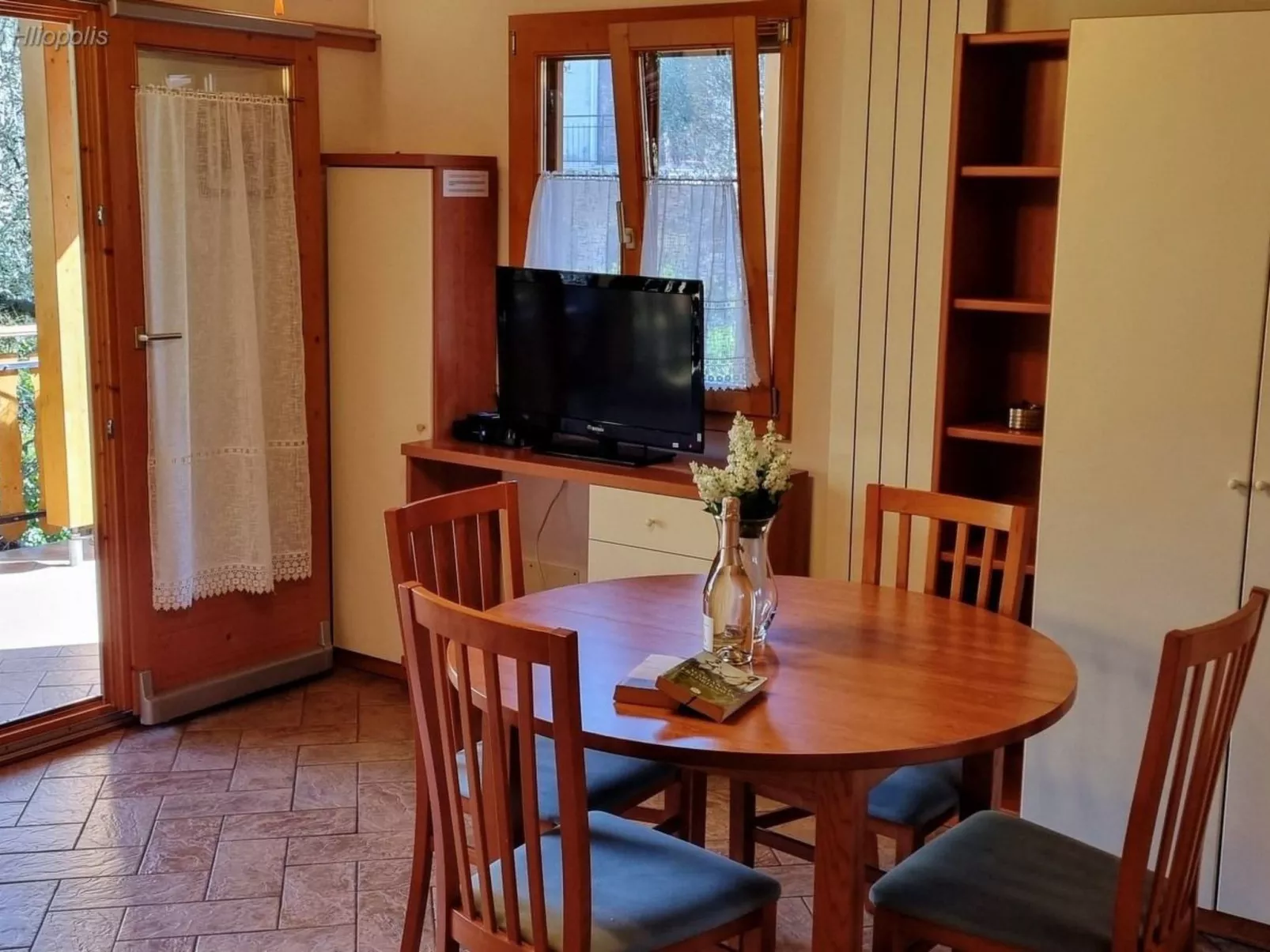 Cottage mit Terrasse-Dedans