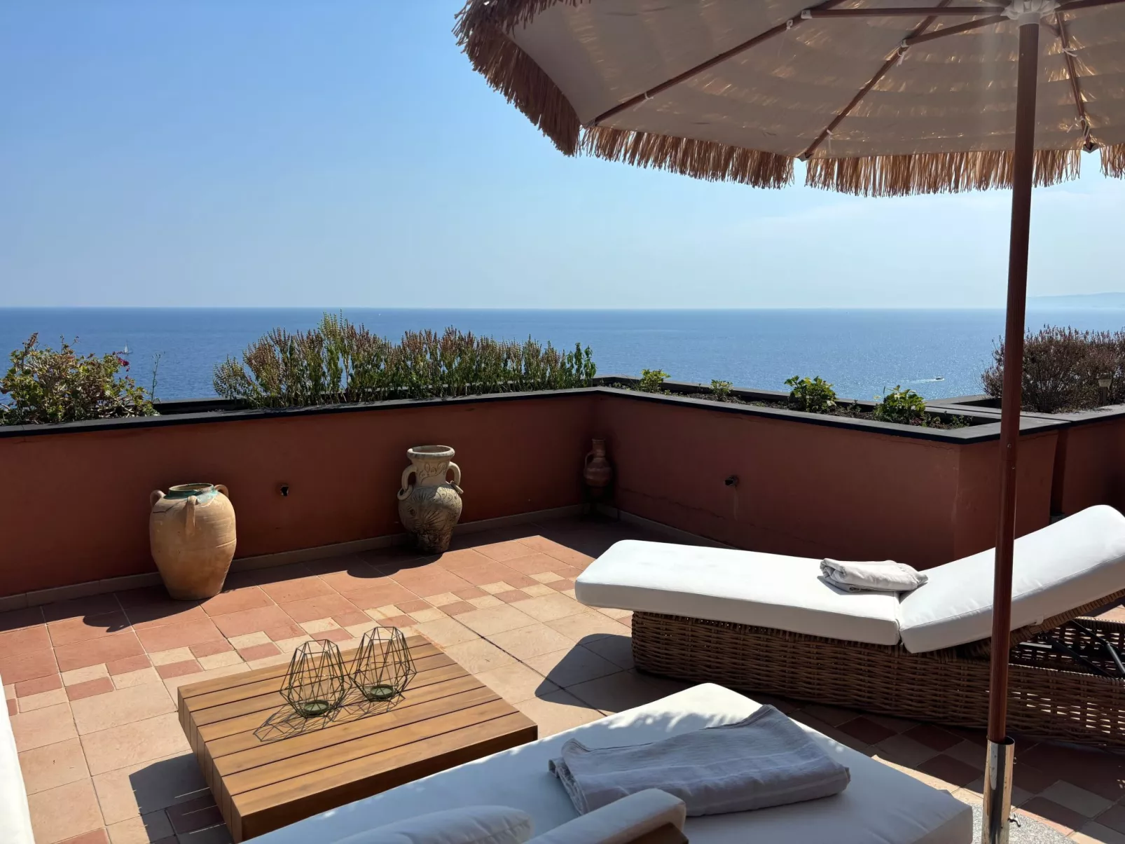 'Villa della Baia Sea-Drinnen