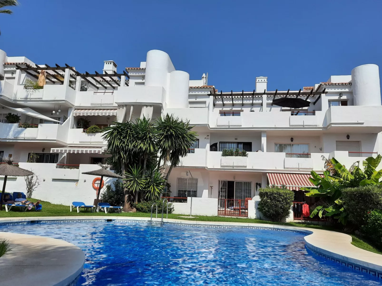 Kaehe's Paradise-Outside